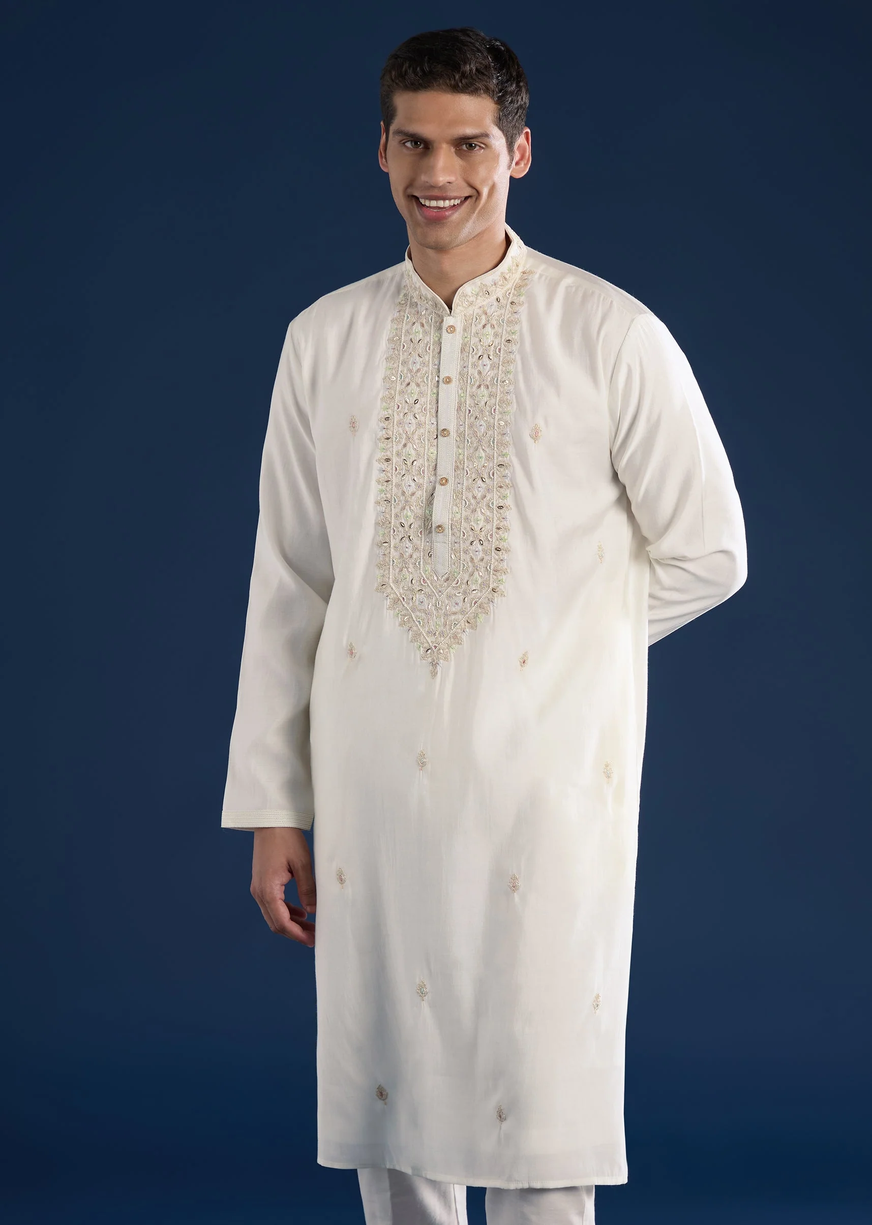 A Cream Minimal Kurta Sets - Image 3