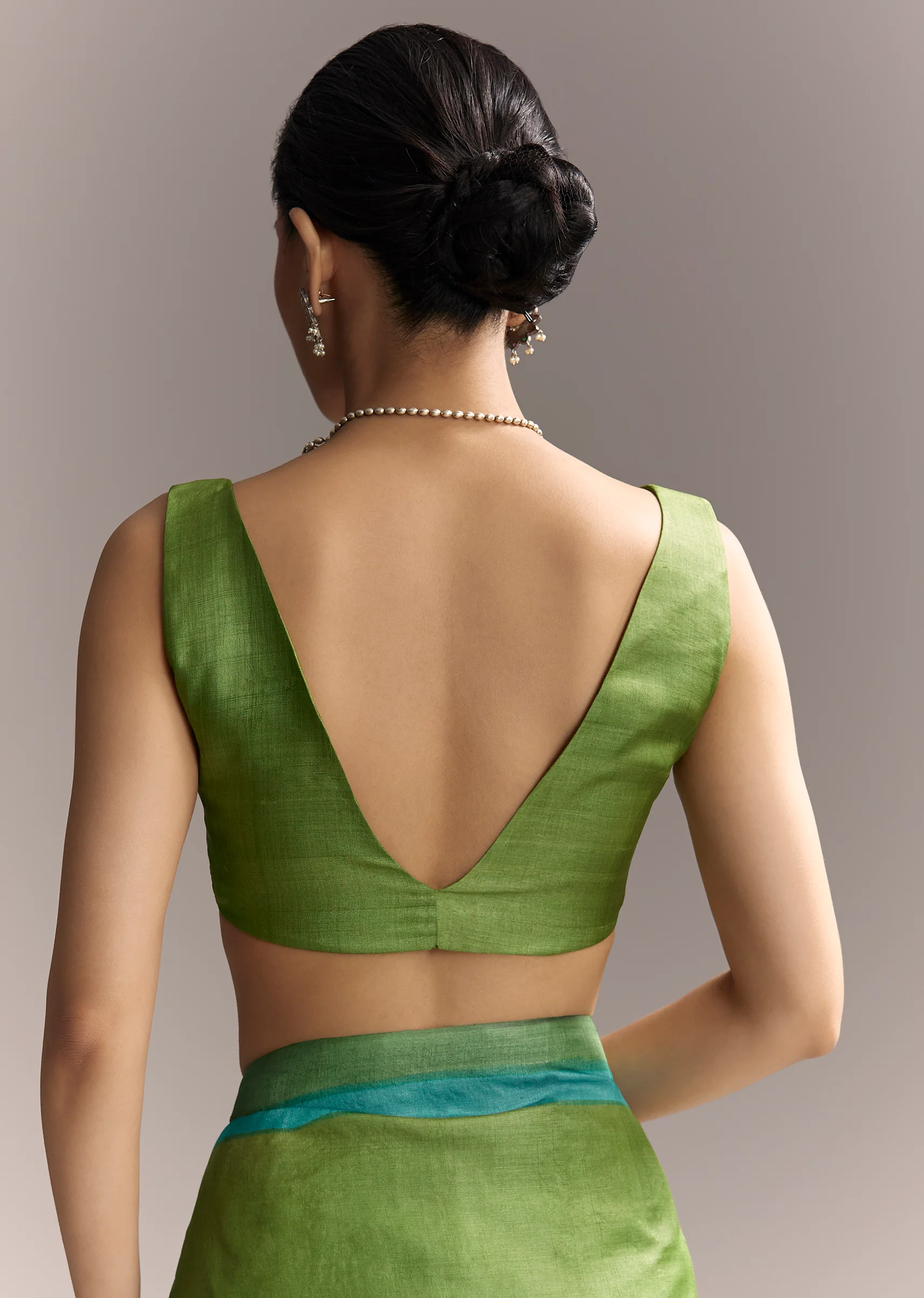 Artistic Green Festive Couple Set – Green Hand-Painted Cotton Saree For Her And Green Floral Silk Kurta Set For Him - Image 9
