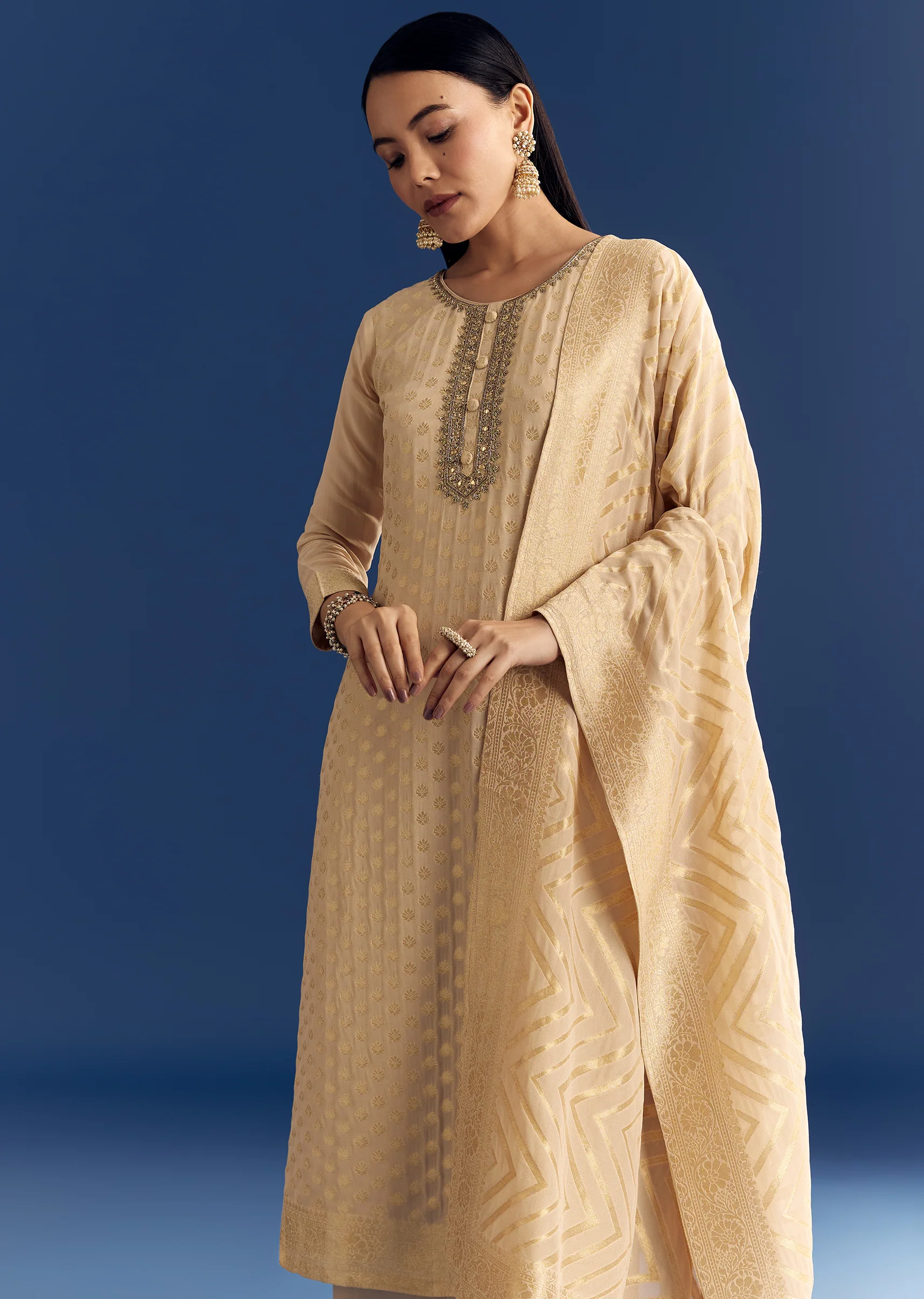 Beige Banarasi Georgette Kurta Set With Zardosi Neckline - Image 4