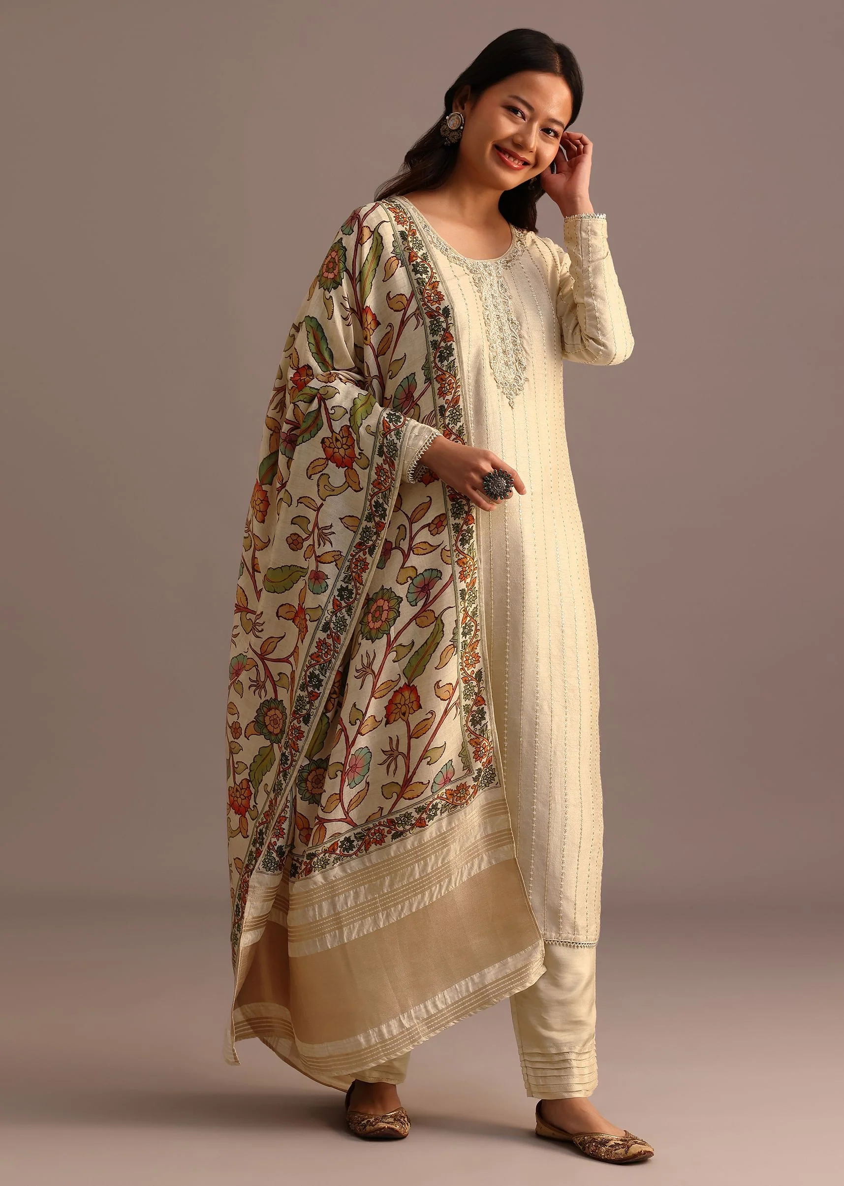 Beige Embroidered Kurti Pant Set With Kalamkari Printed Chanderi Dupatta - Image 3