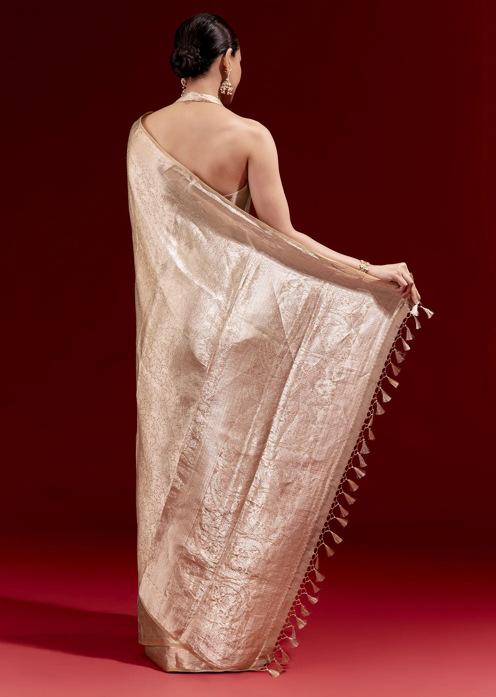 Beige Gold Banarasi Tissue Saree With All Over Floral Zari Weave - Image 4