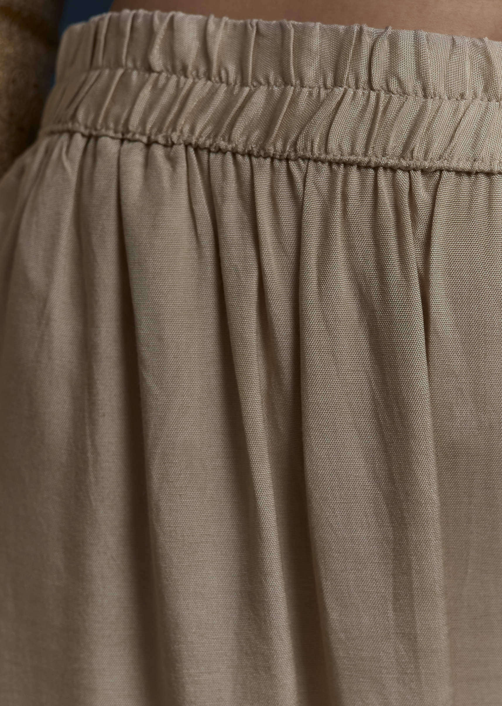 Beige Jacquard Weave Tissue Kurta Palazzo Set - Image 6