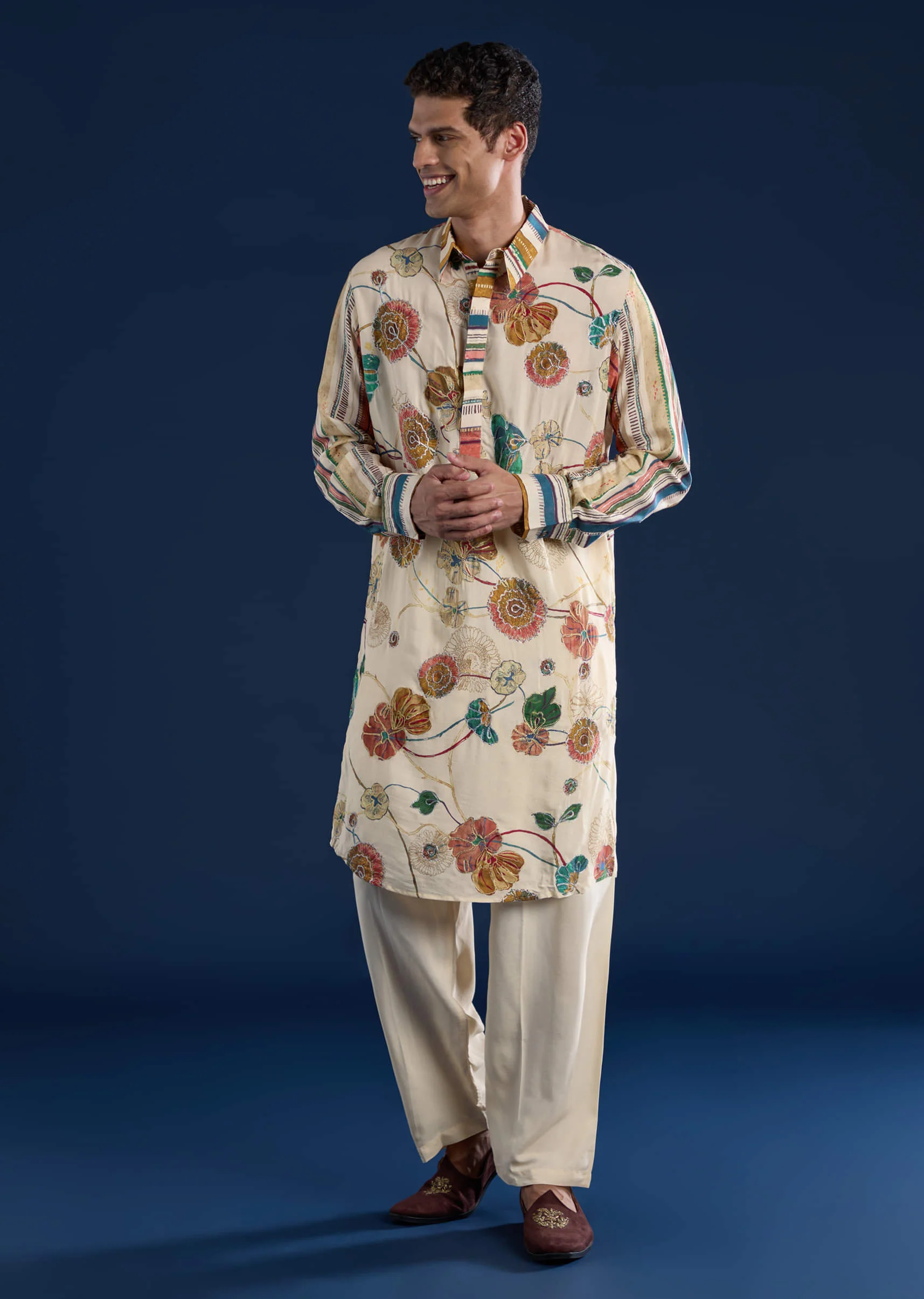 Beige Kalamkari Print Mens Kurta and Pant Set - Image 3