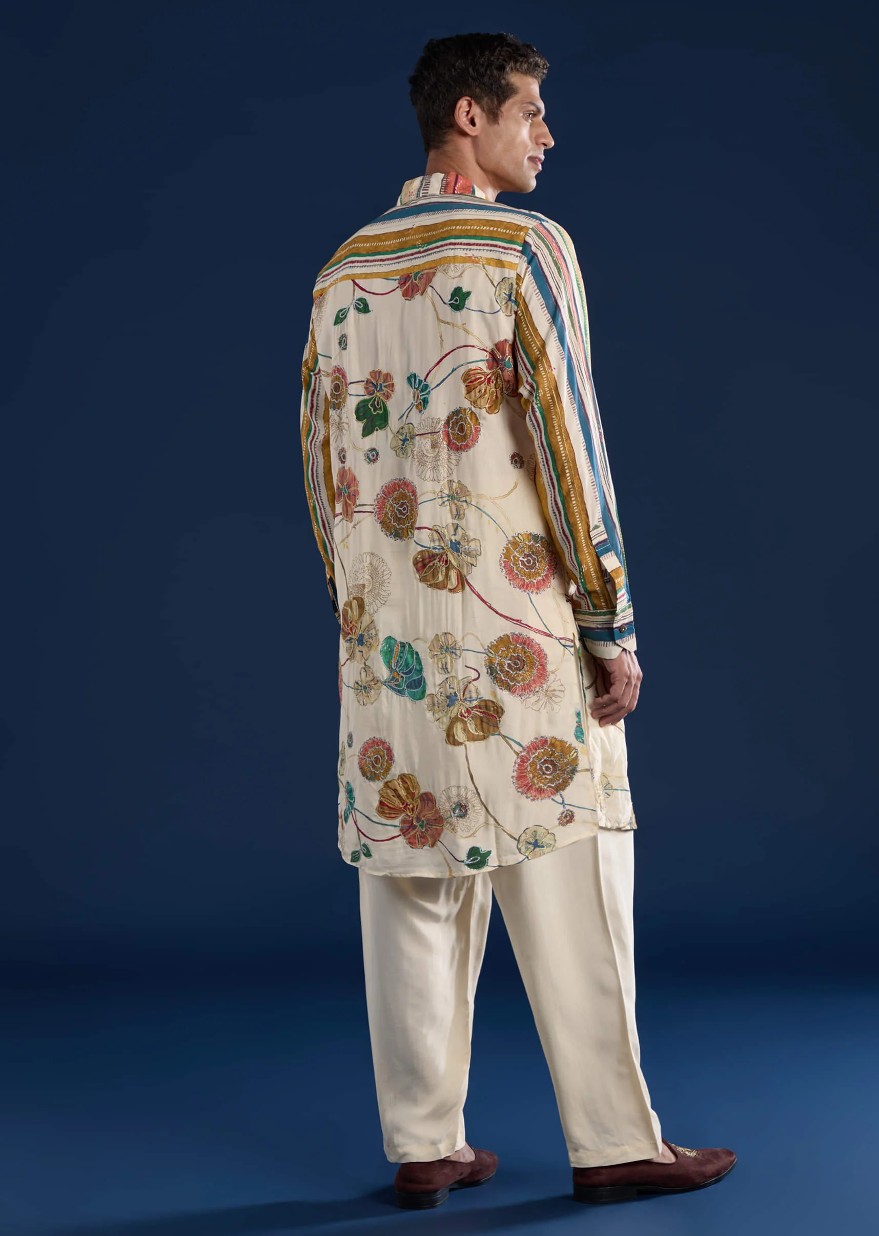 Beige Kalamkari Print Mens Kurta and Pant Set - Image 5