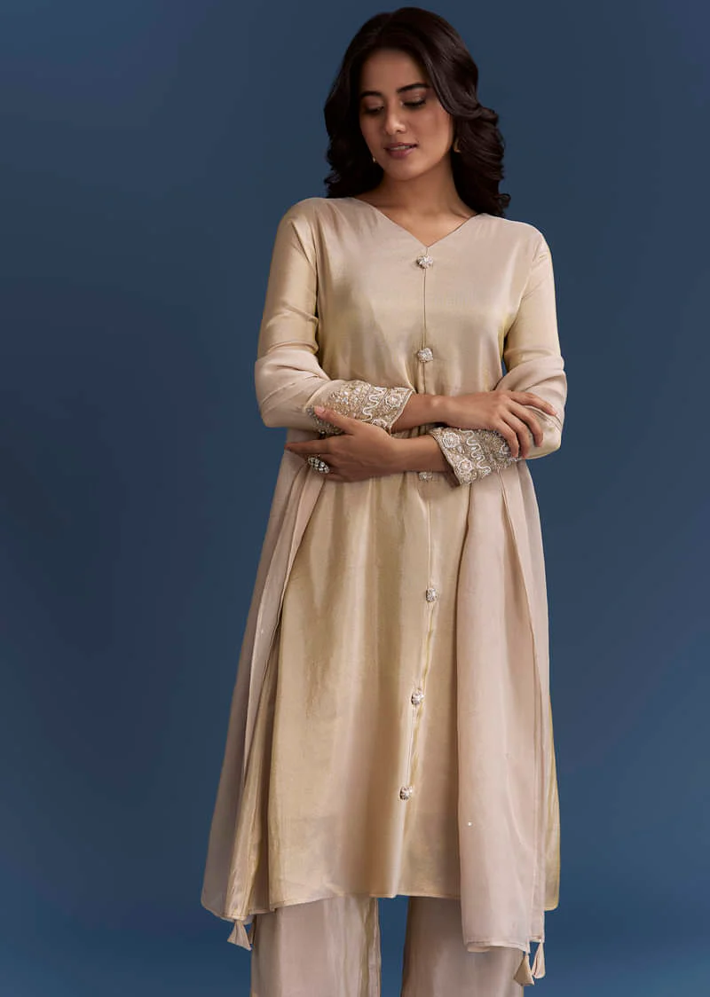 Beige Tissue Kurta Set With Organza Dupatta - Image 4