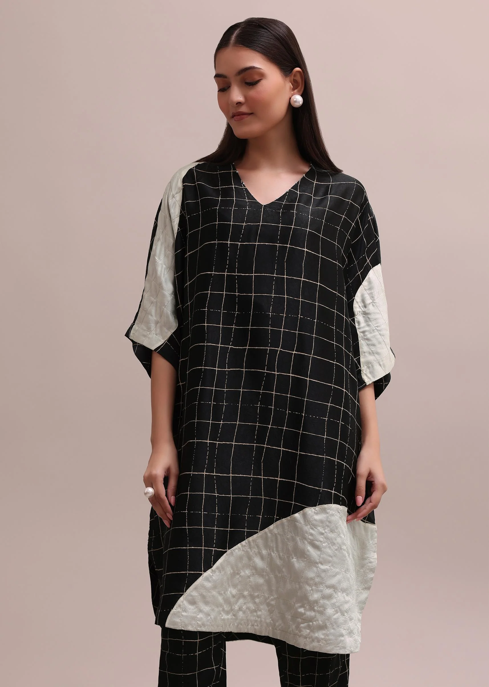 Black And White Checks Colour Block Woven Crepe Co-ord Set With Beads On Neckline - Image 4