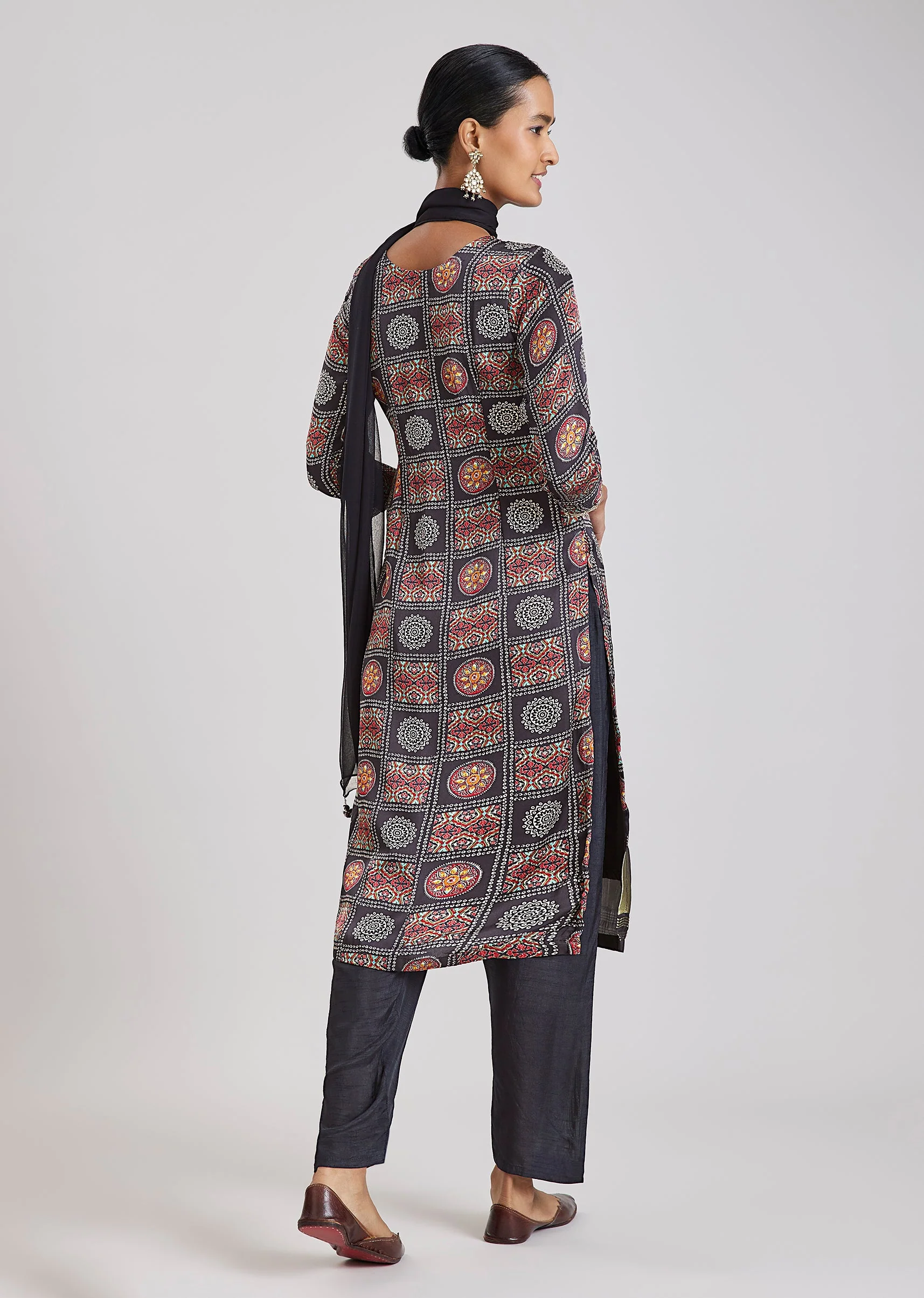 Black Bandhani Kurta Set - Image 5