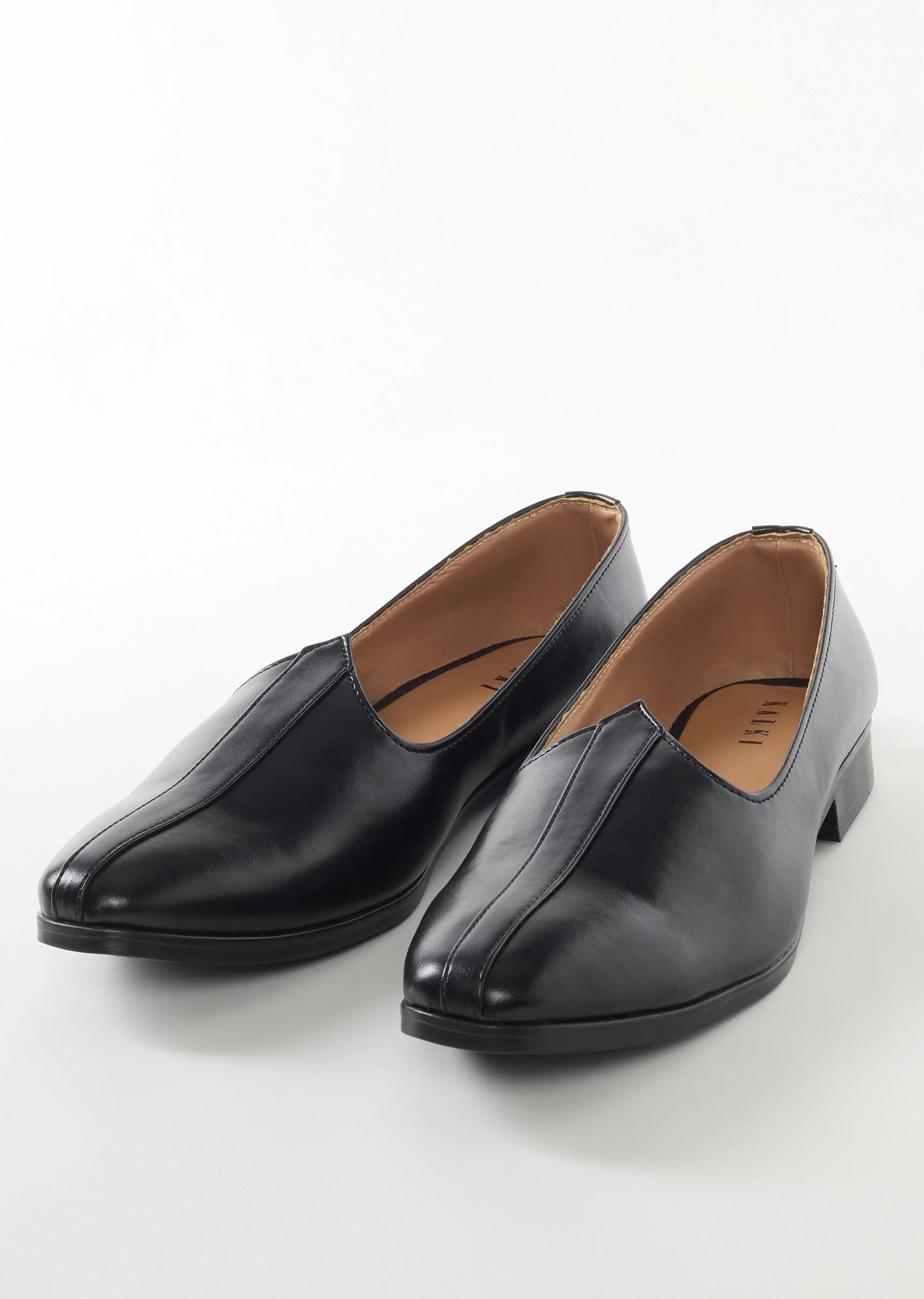 Black Ethnic Jutti With Minimal Design For Men