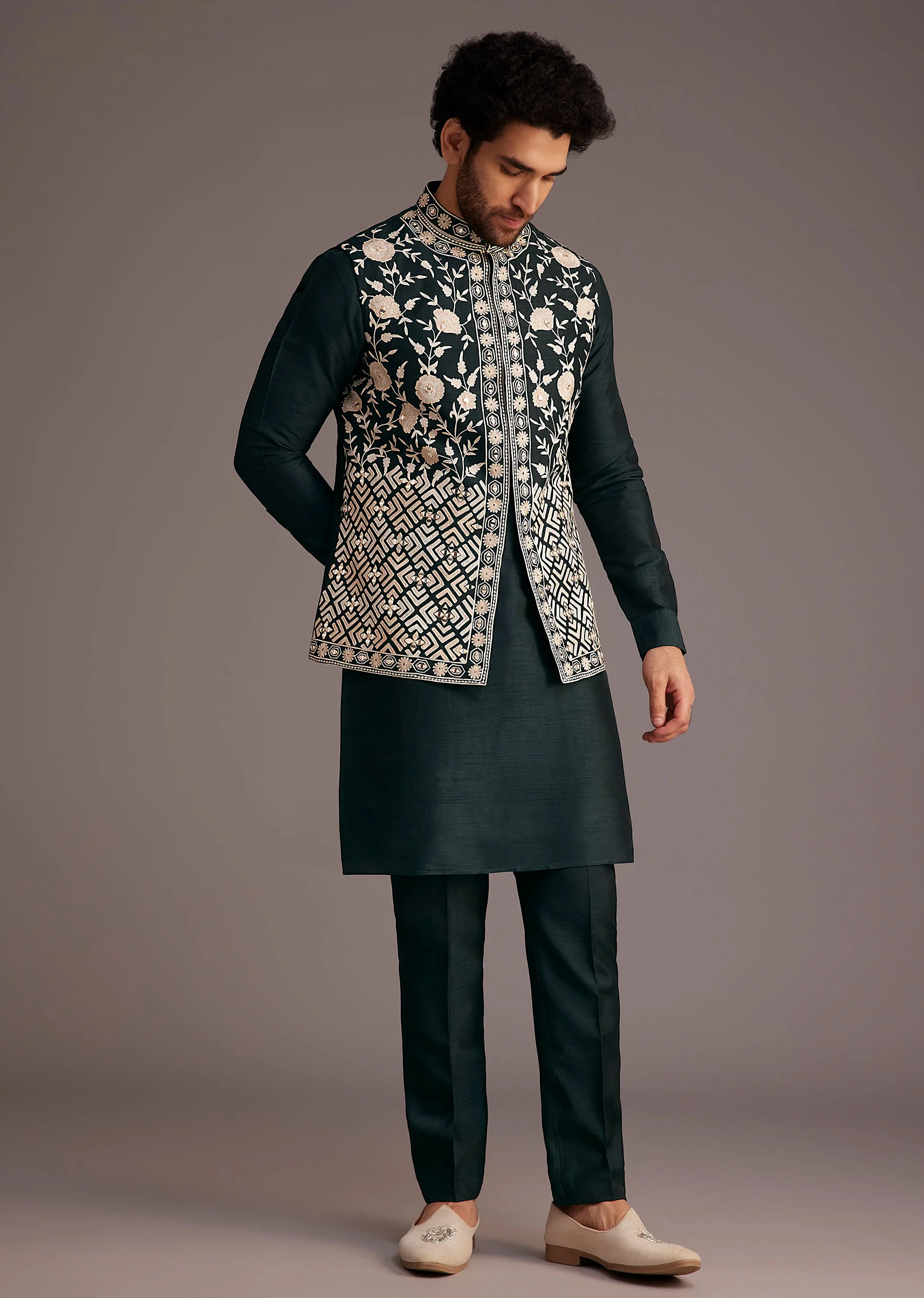 Black Floral Embroidered Jacket Kurta Set - Image 4