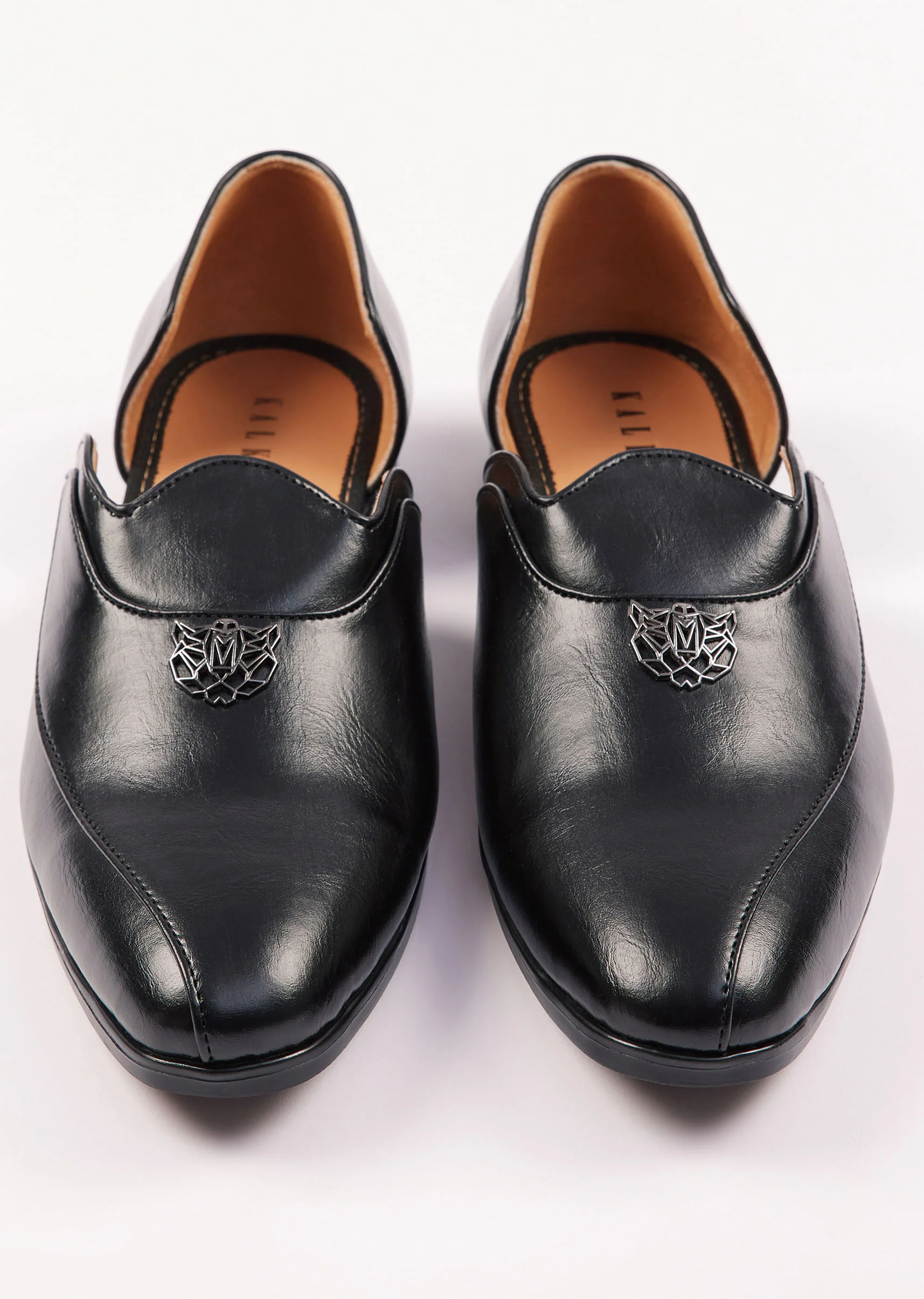 Black Glossy Juttis For Men - Image 5