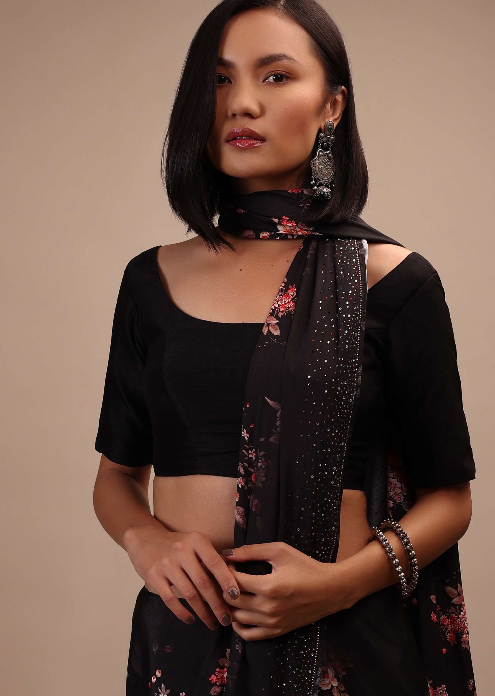 Black Half-Sleeveless Blouse In Scallop Neckline Raw Silk With Back Hook Closure.Padded With A Straight Hemline