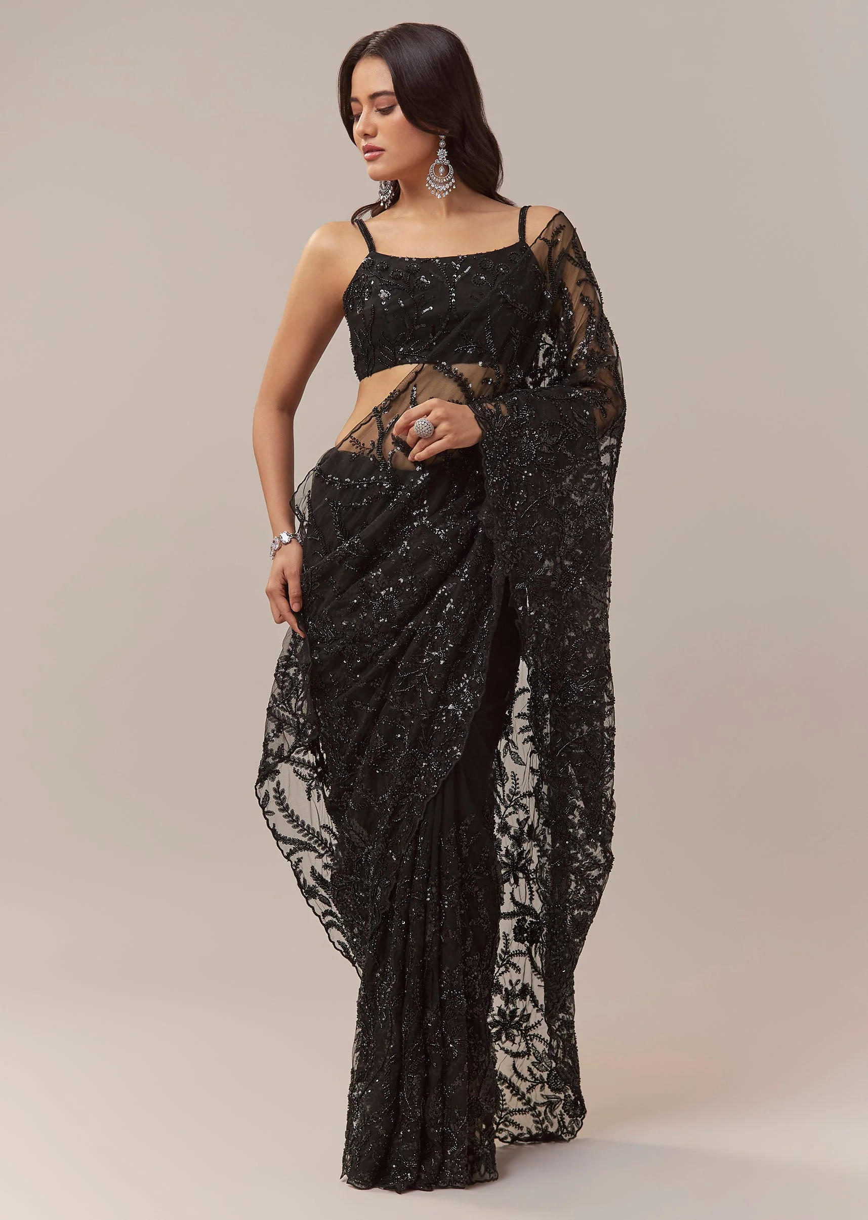 Black Net Saree With Floral Jaal Work And Cutwork Border - Image 3