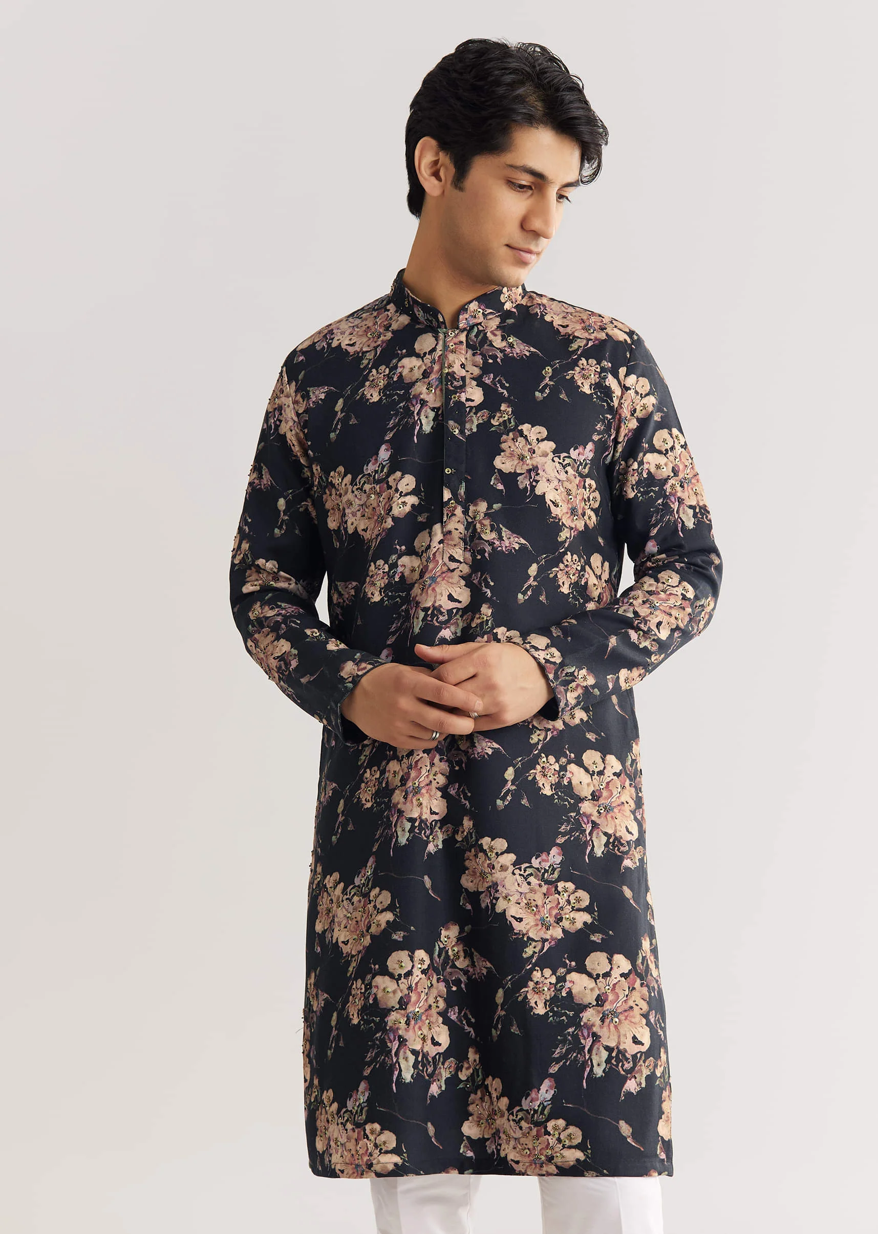 Black Pashmina Floral Kurta Set With Sequin And Beaded Embroidery
