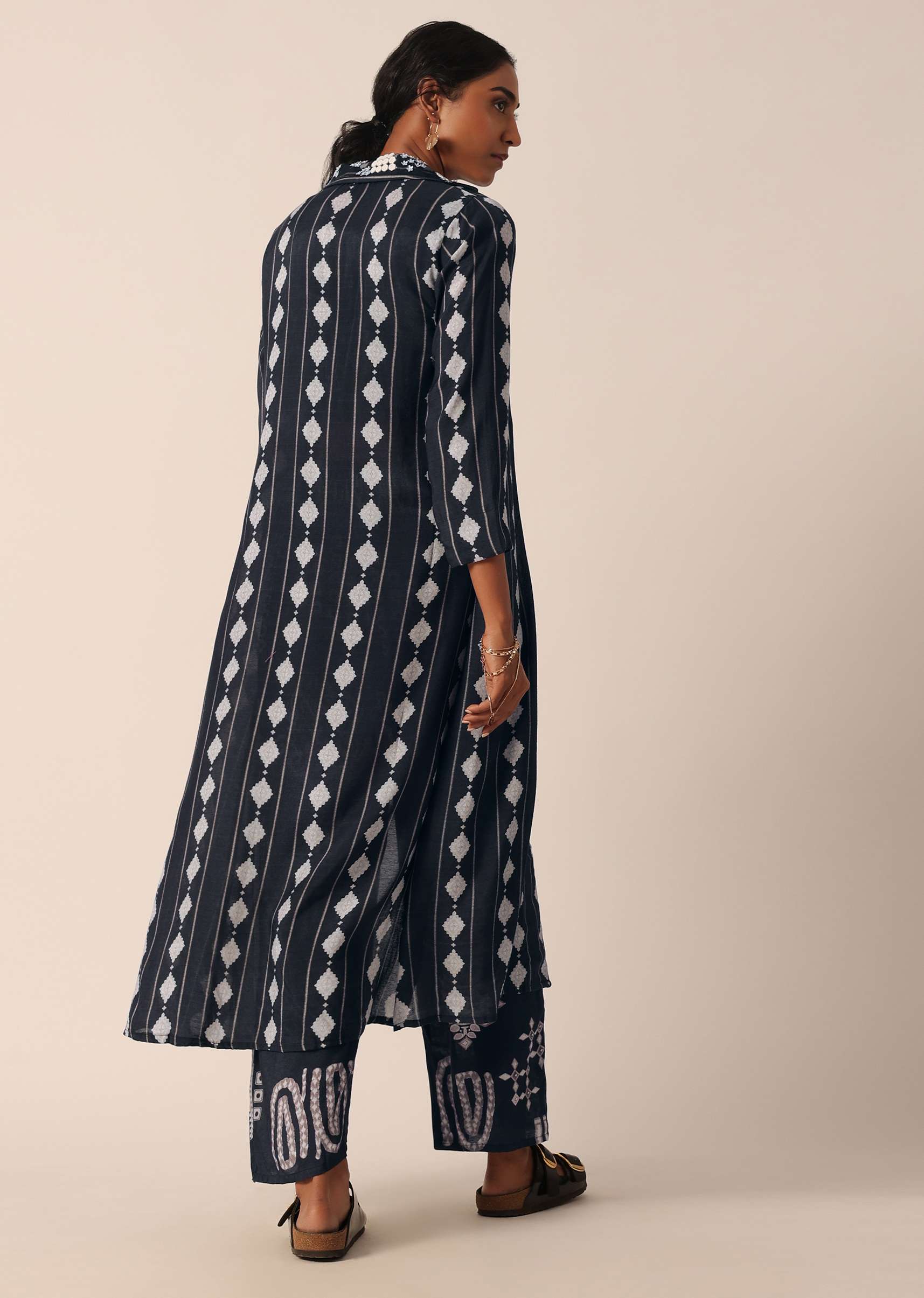 Black Printed Long Jacket And Pant Set In Cotton - Image 5