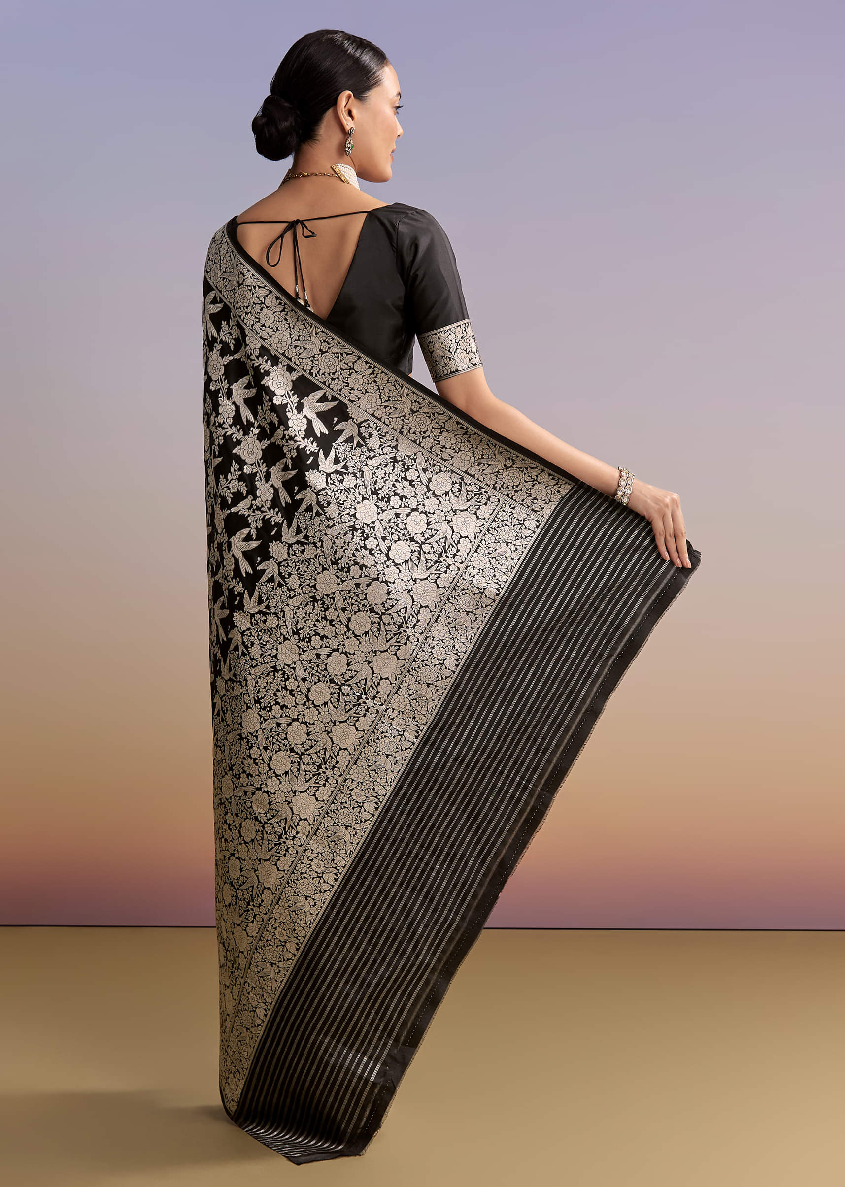 Black Silk Handwoven Banarasi Saree With Floral Zari Jaal Work - Image 4