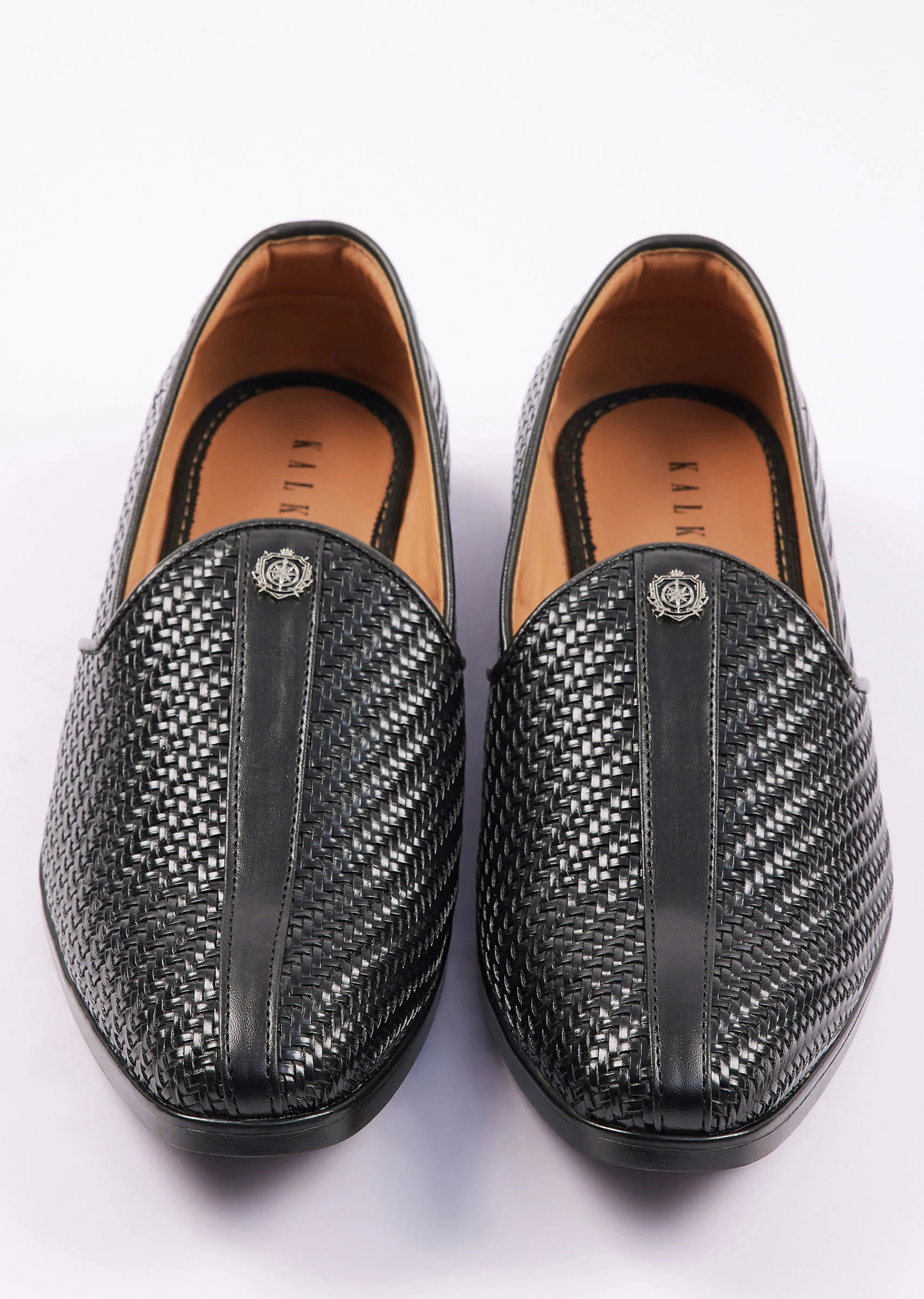 Black Textured Juttis For Men - Image 4