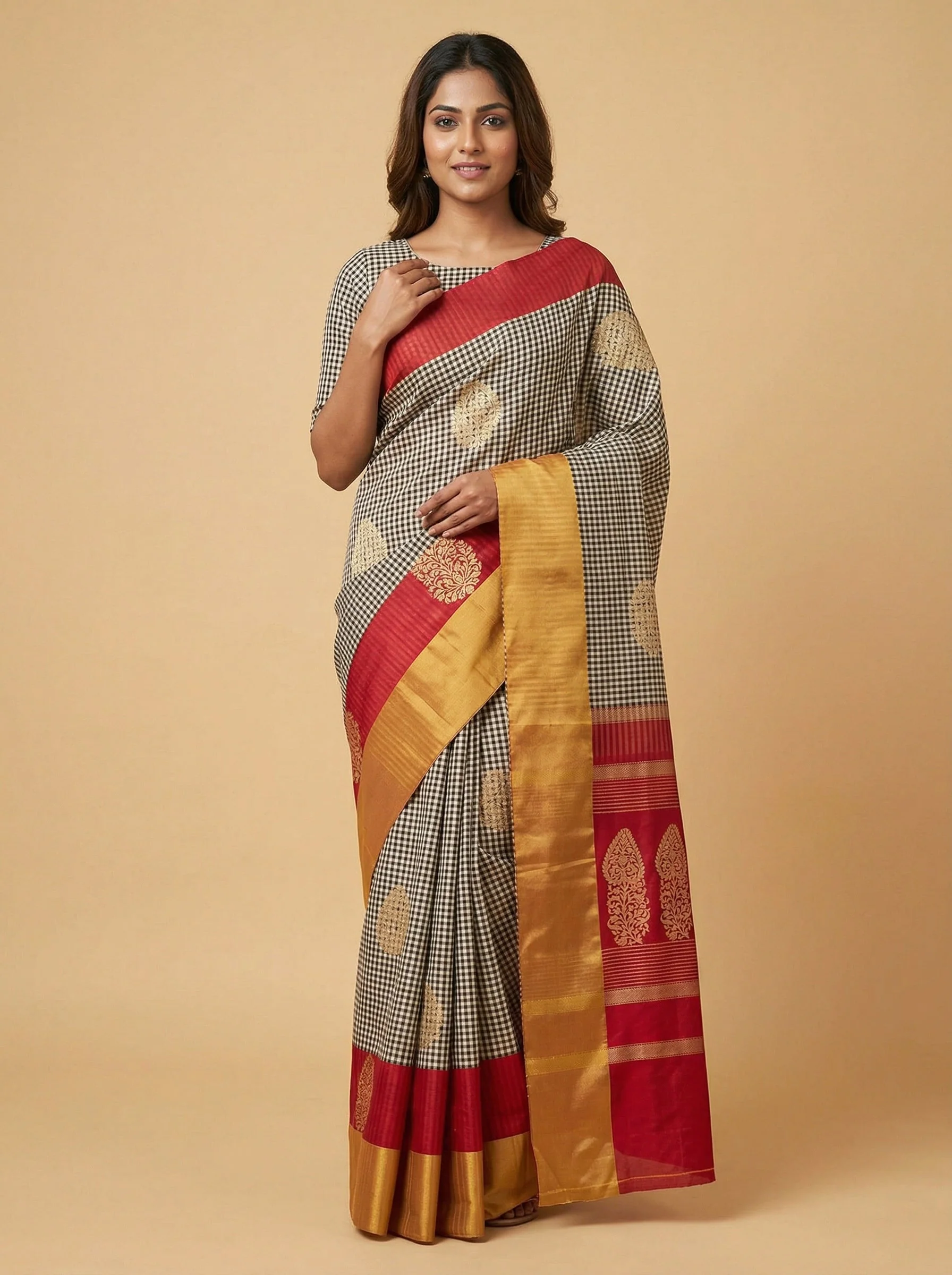 Black White Contrast Handloom Saree