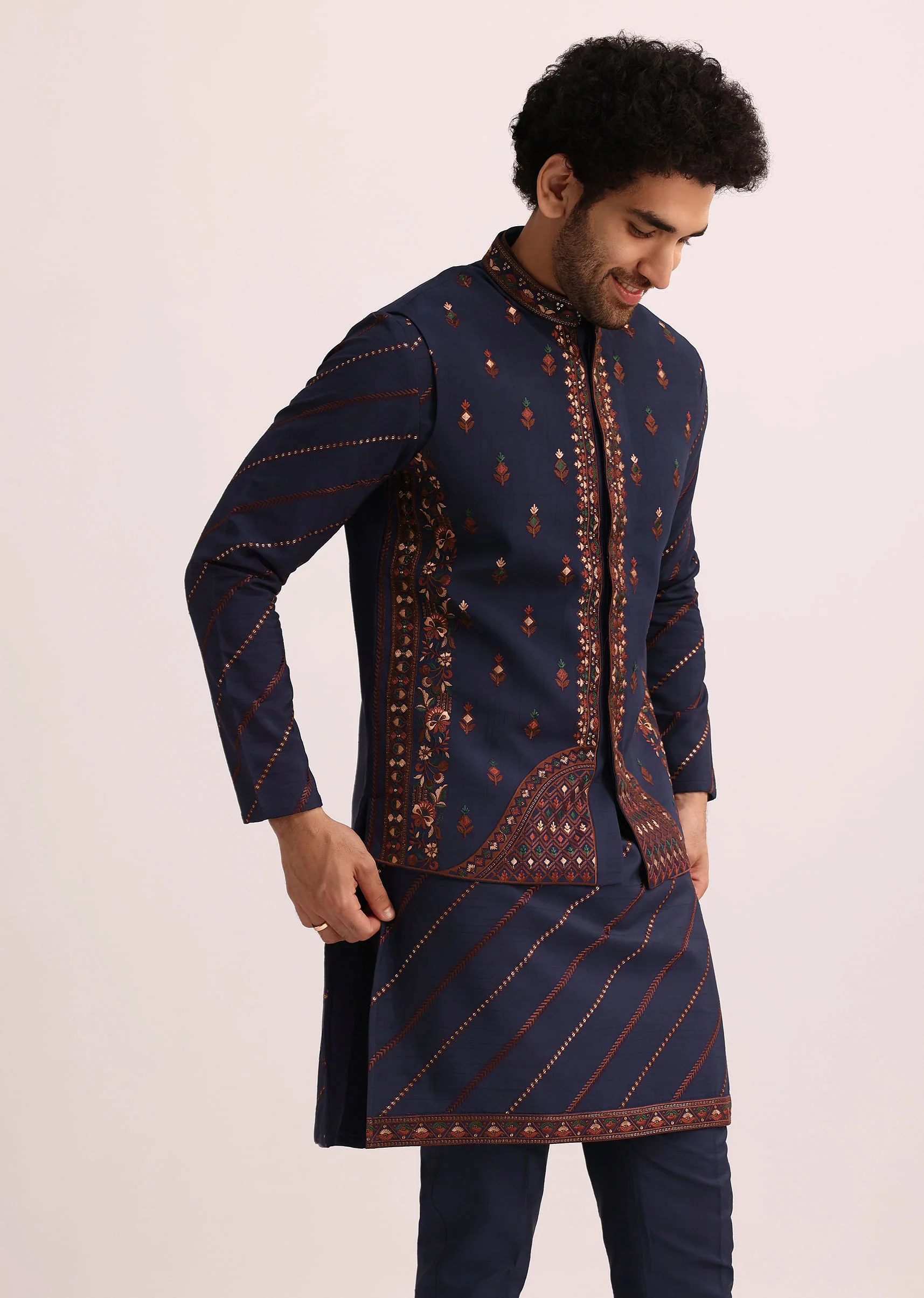 Blue And Red Silk Jacket Kurta Set With Thread Work - Image 4