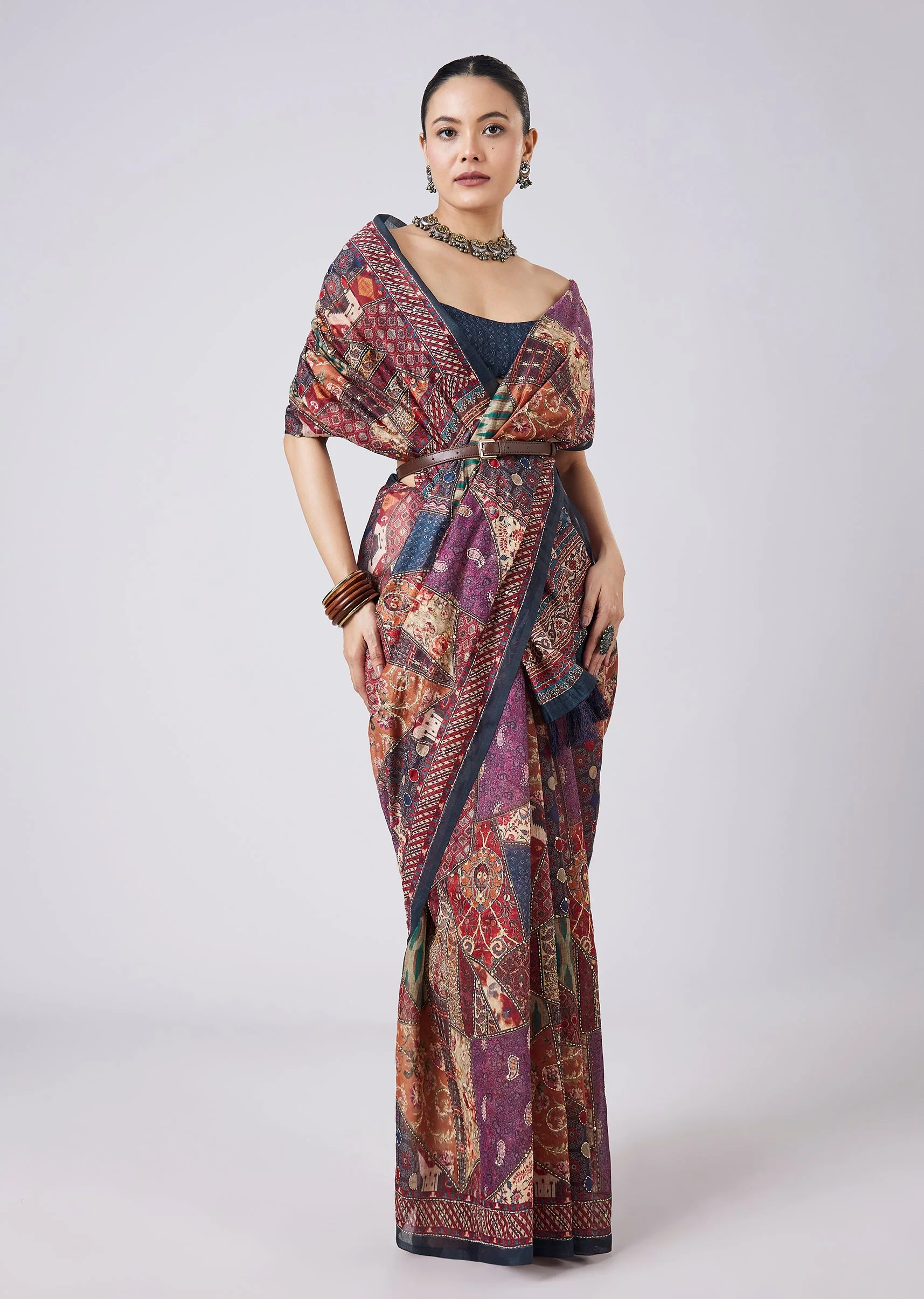 Blue Block Printed Motif Saree with Unstitched Blouse - Image 3