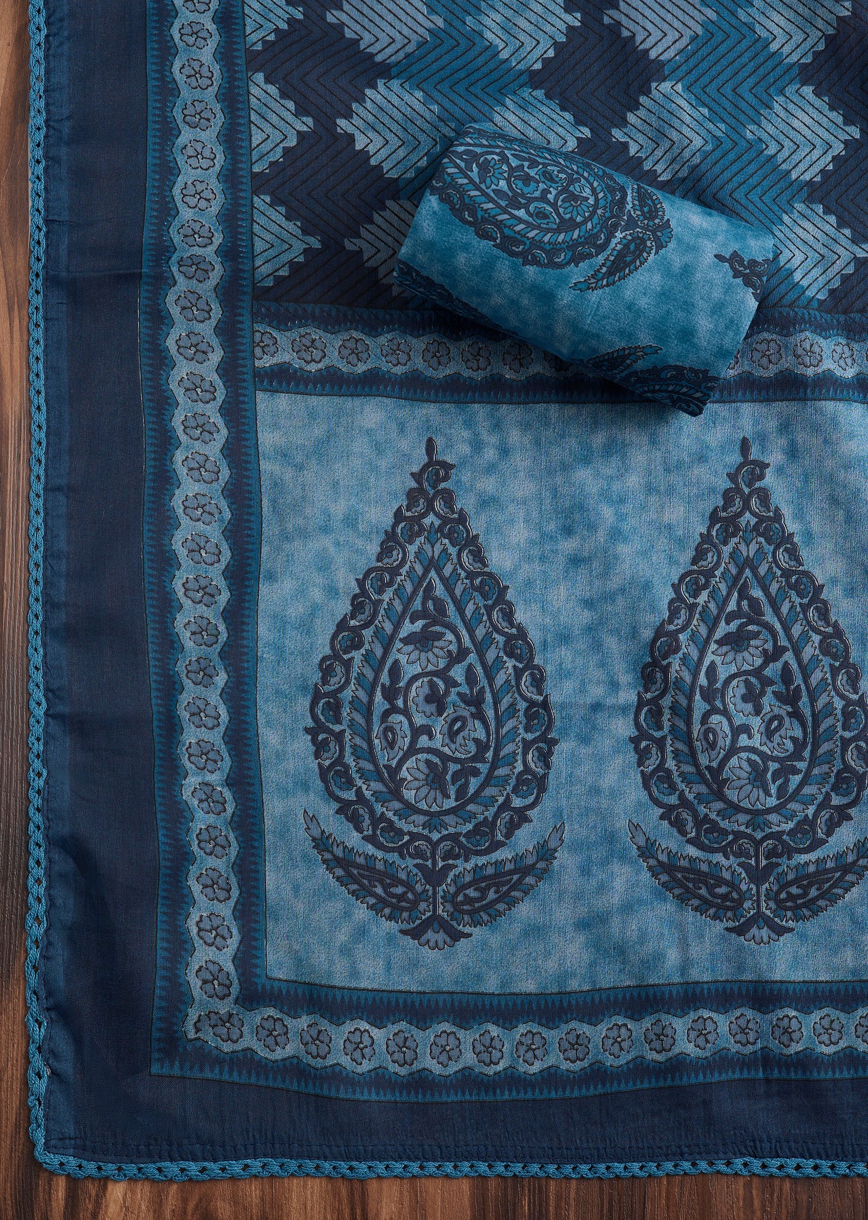 Blue Cotton Lace Suit Set - Image 4