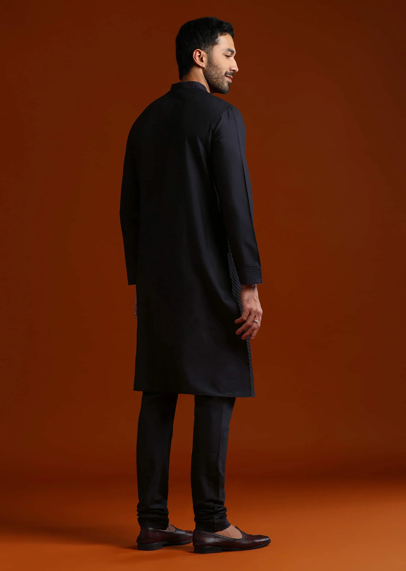 Blue Kurta Set For Men With Pintucks - Image 5