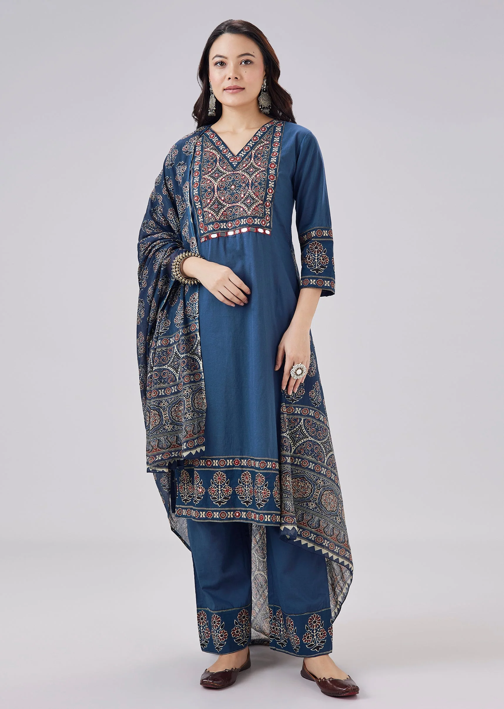 Blue Mirror Work Cotton Kurta Set With Dupatta - Image 3