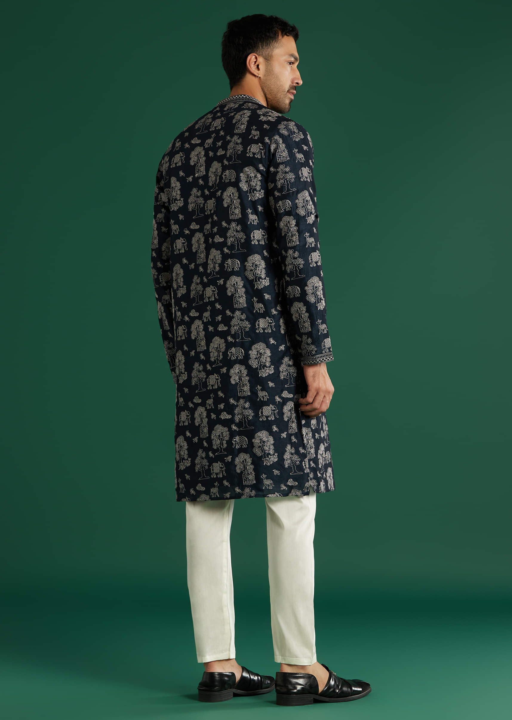 Blue Silk Kurta Set For Men With Animal Motif Thread Work - Image 3
