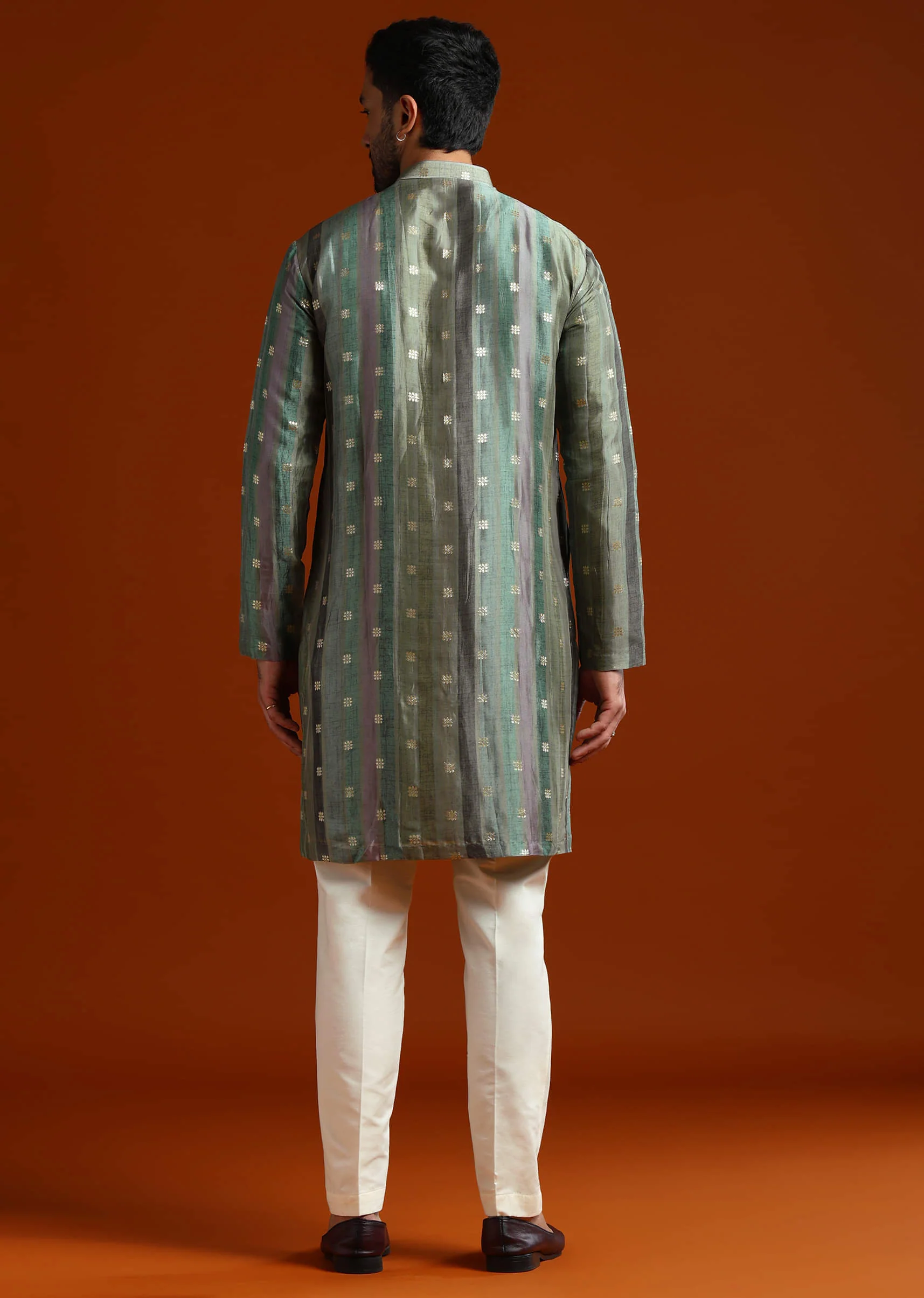 Blue Silk Kurta Set For Men With Zari Work - Image 6
