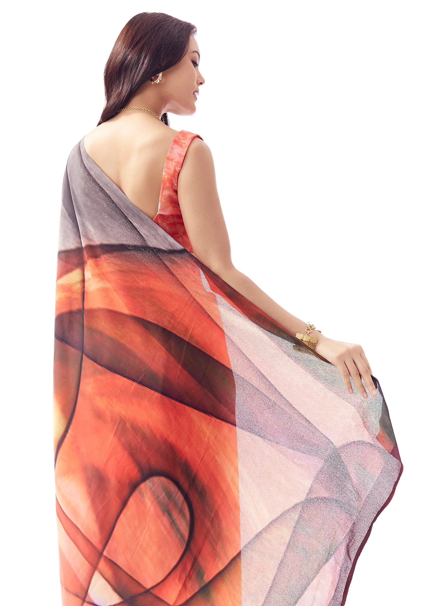 Blush Grey And Red Georgette Saree With All Over Abstract Print - Image 6