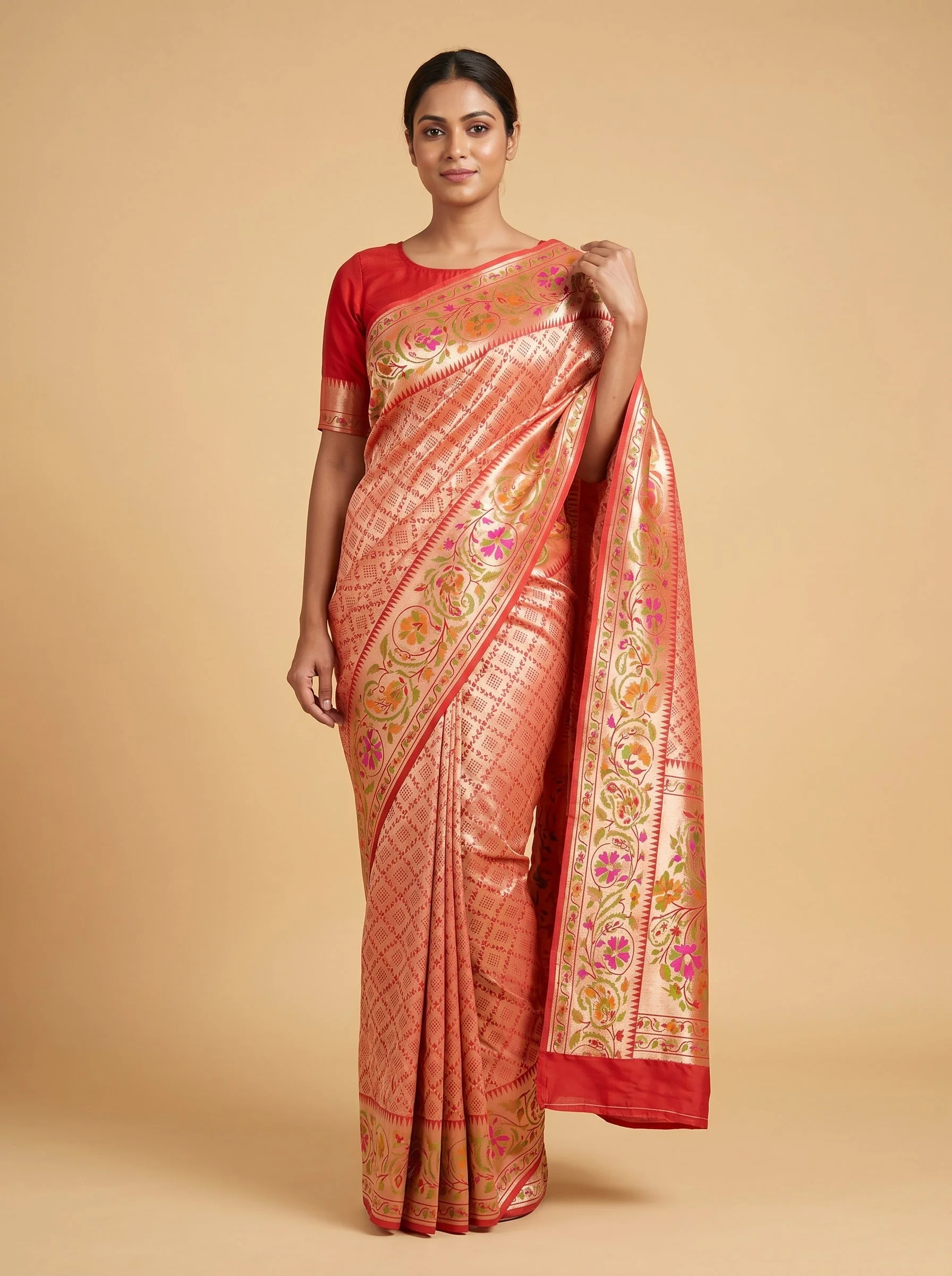 Bottle Green Layered Tone Handloom Saree