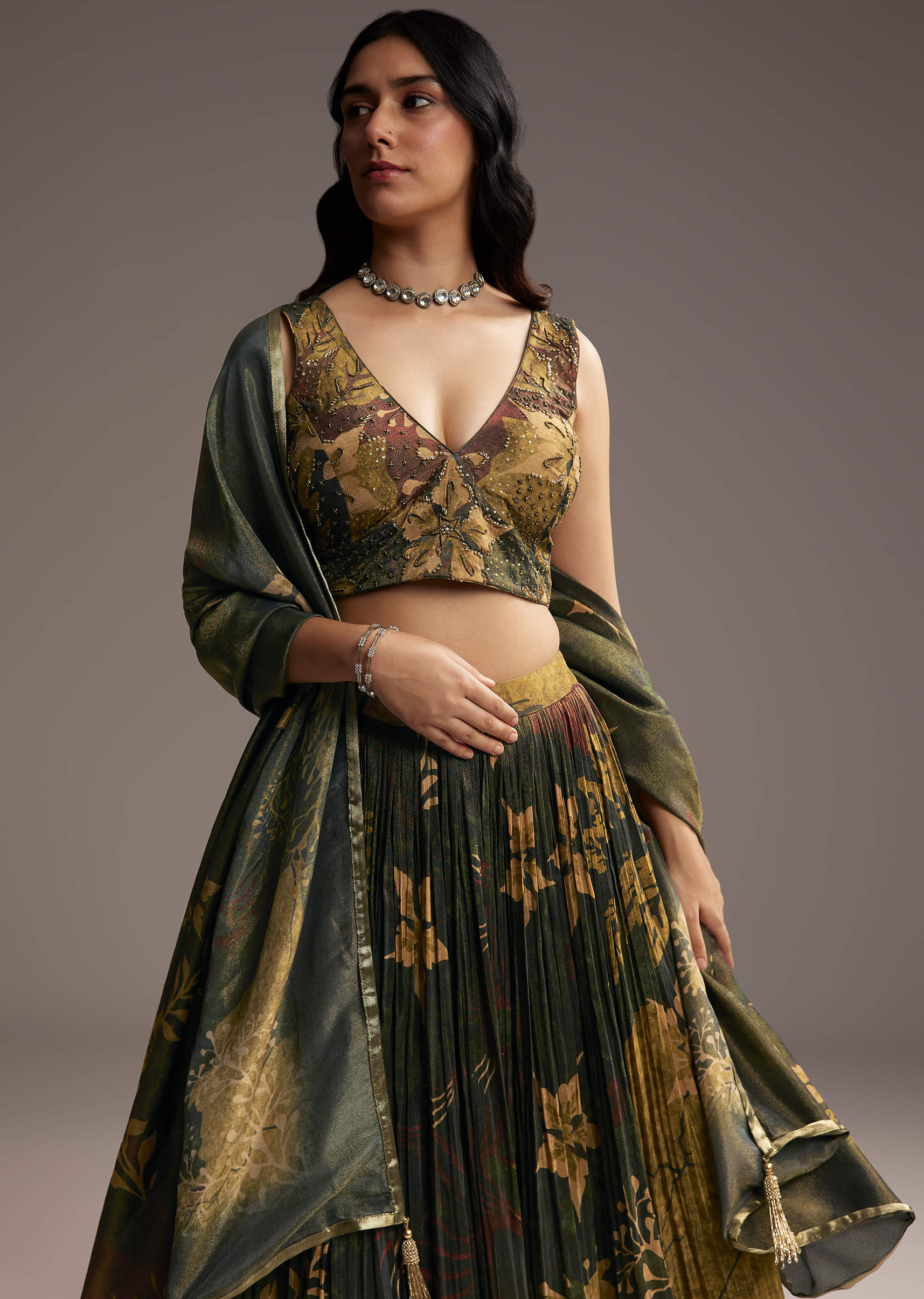 Bottle Green Tissue Lehenga Choli With Floral Print - Image 5