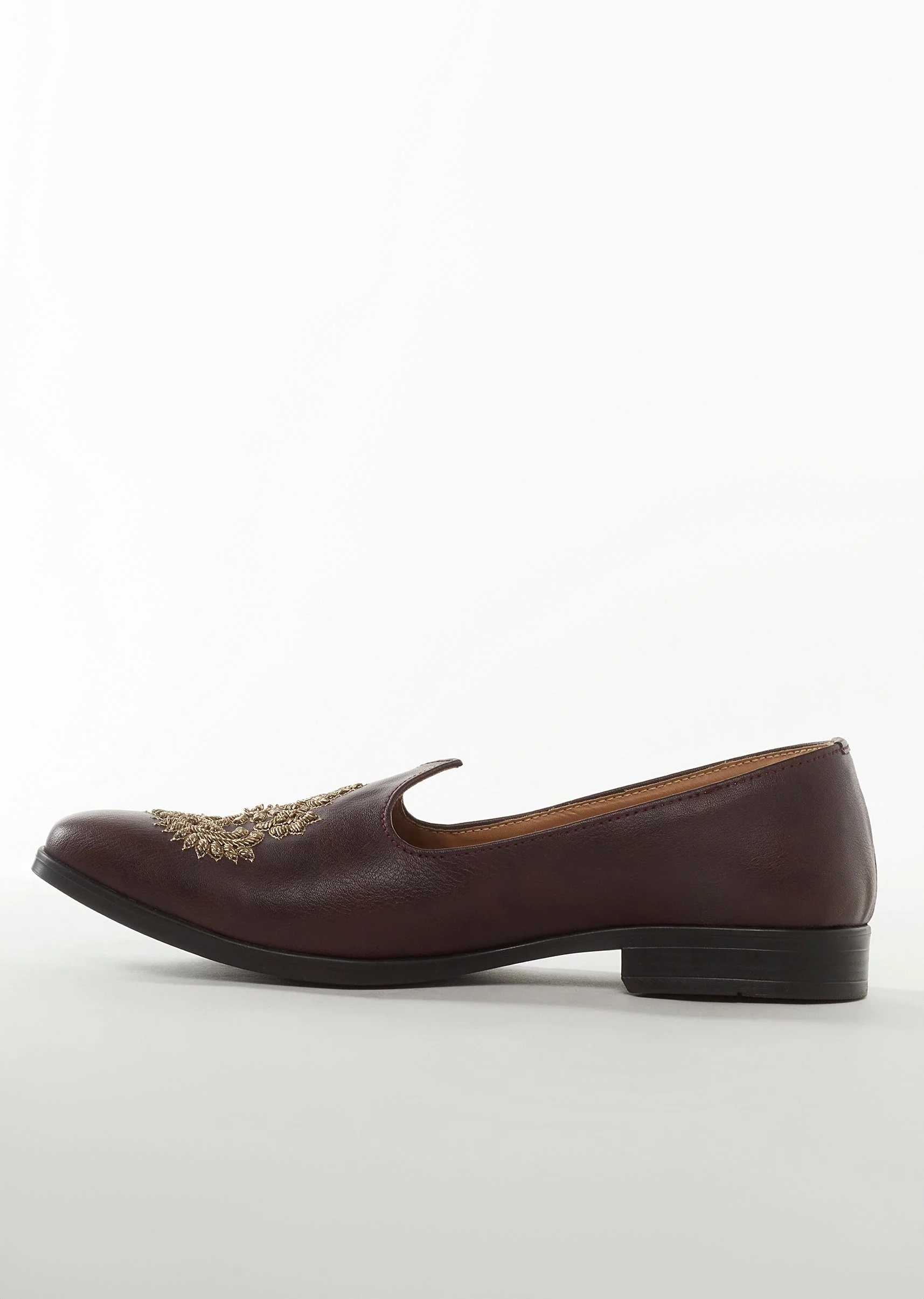 Brown Mens Footwear With Embroidery Detail Work - Image 4