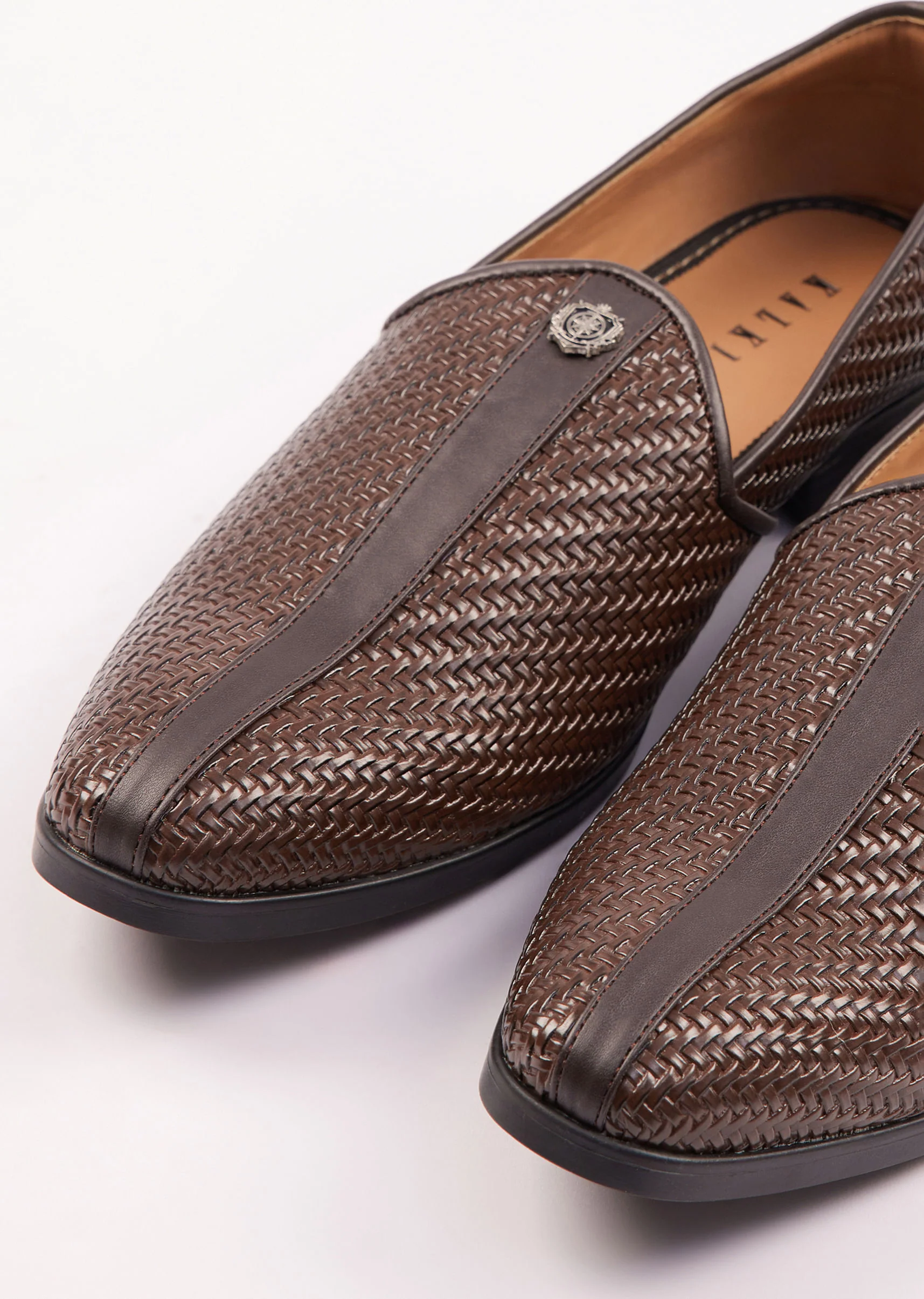 Brown Textured Juttis For Men - Image 4