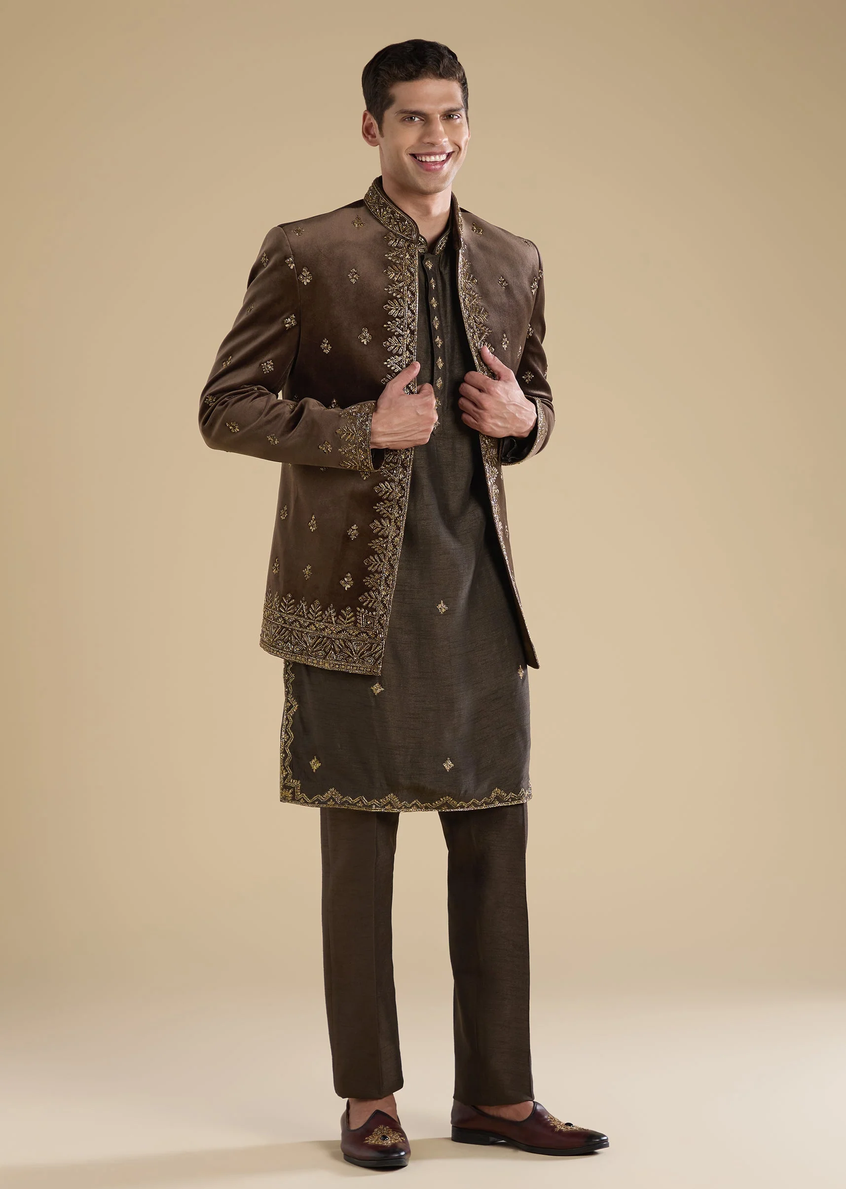 Brown Velvet Embellished Jodhpuri Set With Kurta And Pants