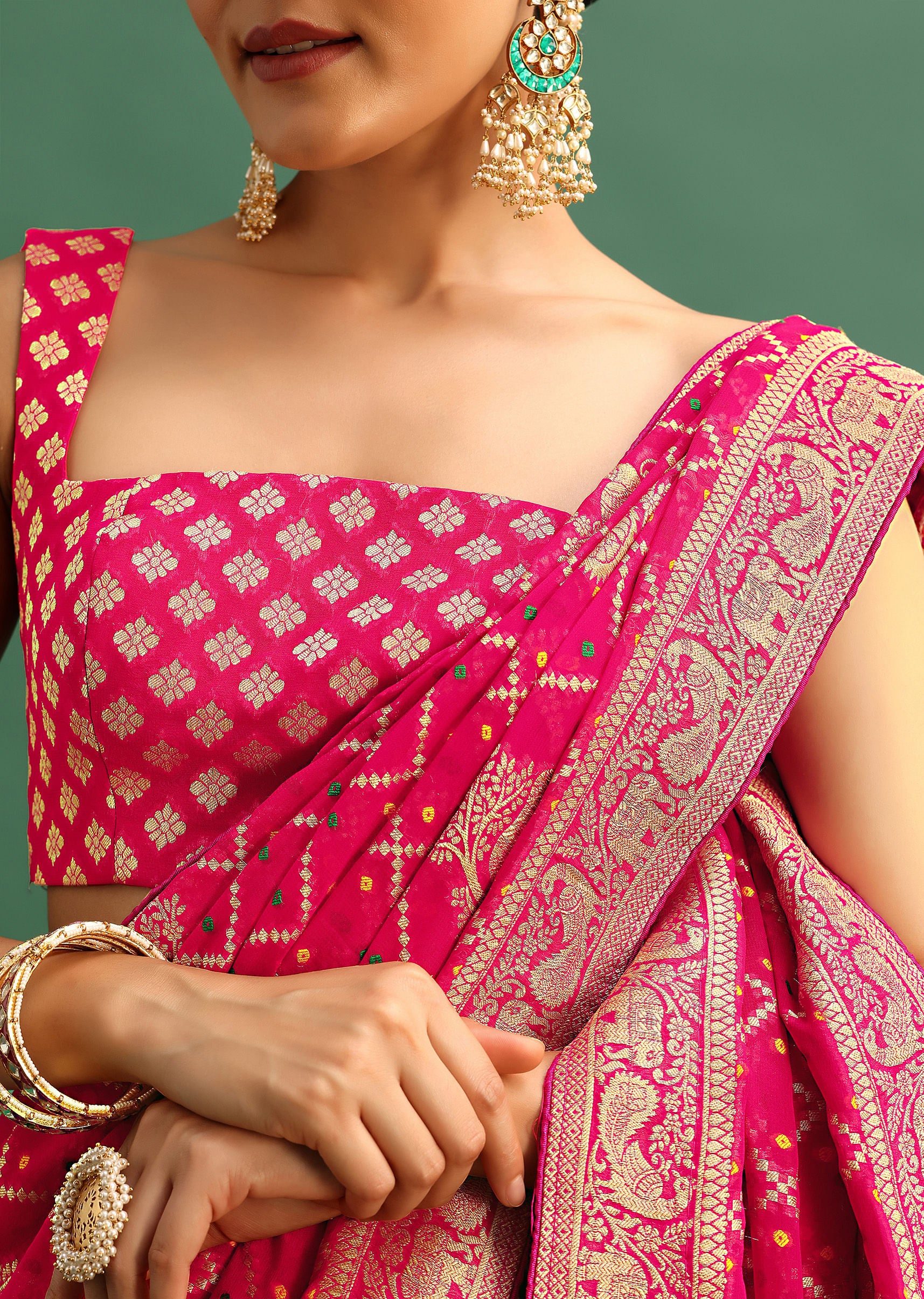 Coral Khaddi Georgette Saree With Zari Jaal Bandhani Weave And Unstitched Blouse - Image 2
