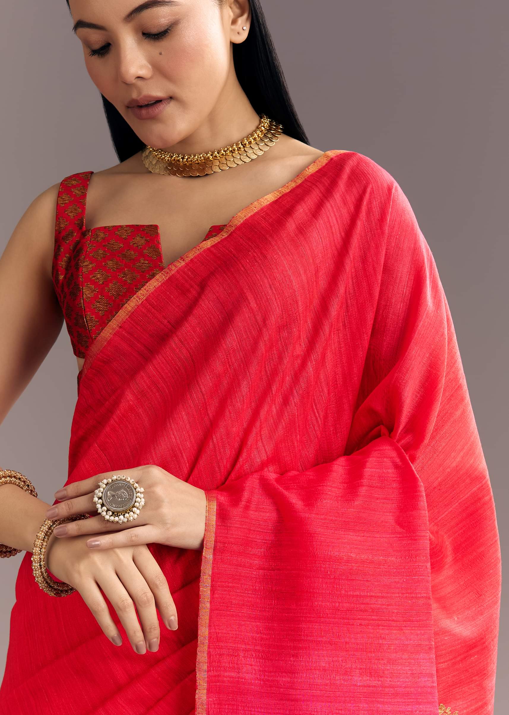 Corel Red Kora Silk Handloom Saree With Woven Traditional Motif - Image 3