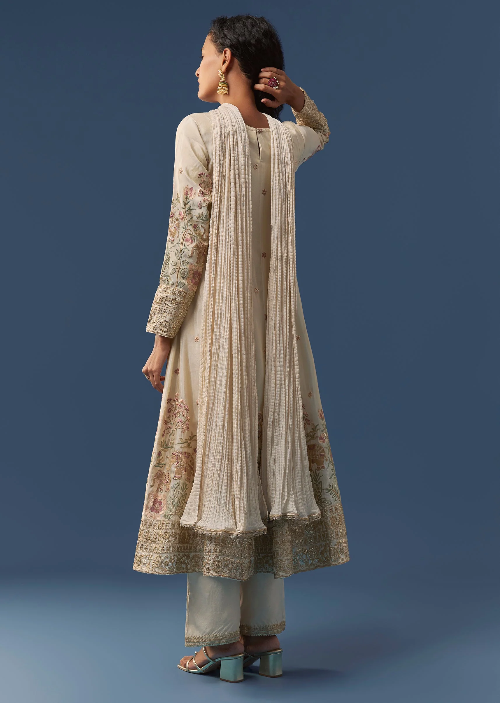 Cream A-Line Resham Embroidered Anarkali Set - Image 5