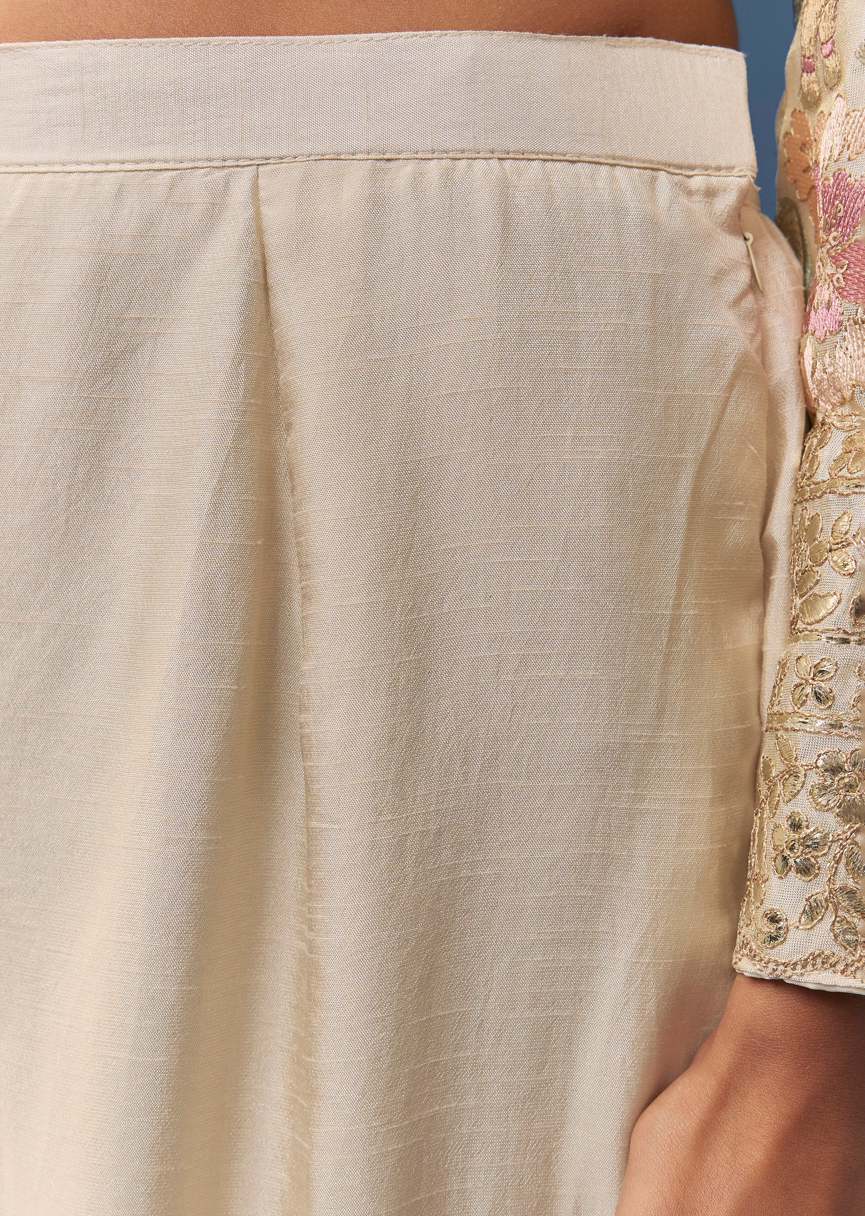 Cream A-Line Resham Embroidered Anarkali Set - Image 6