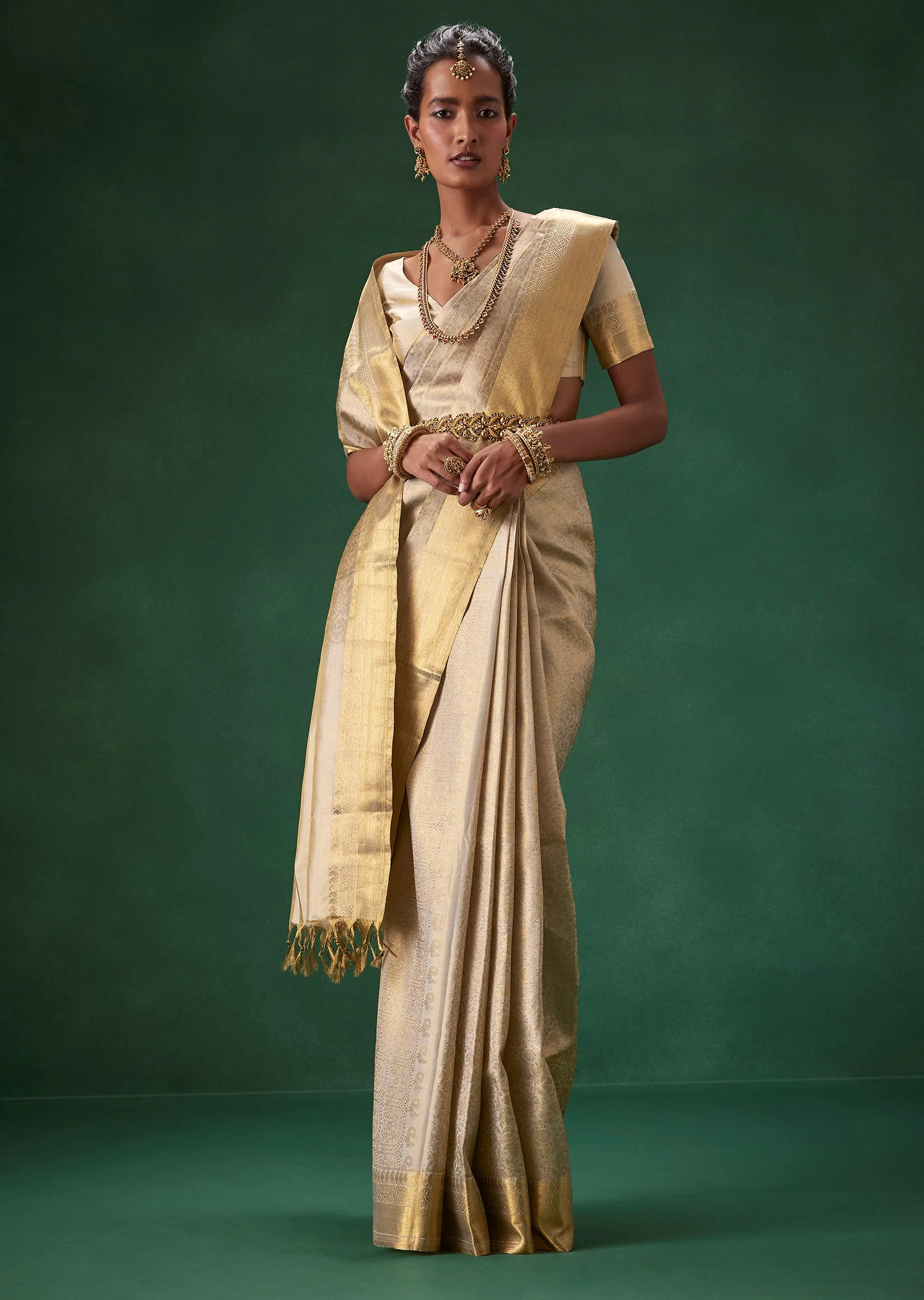 Cream Bridal Kanjivaram Floral Weave Saree with Unstitched Blouse - Image 4