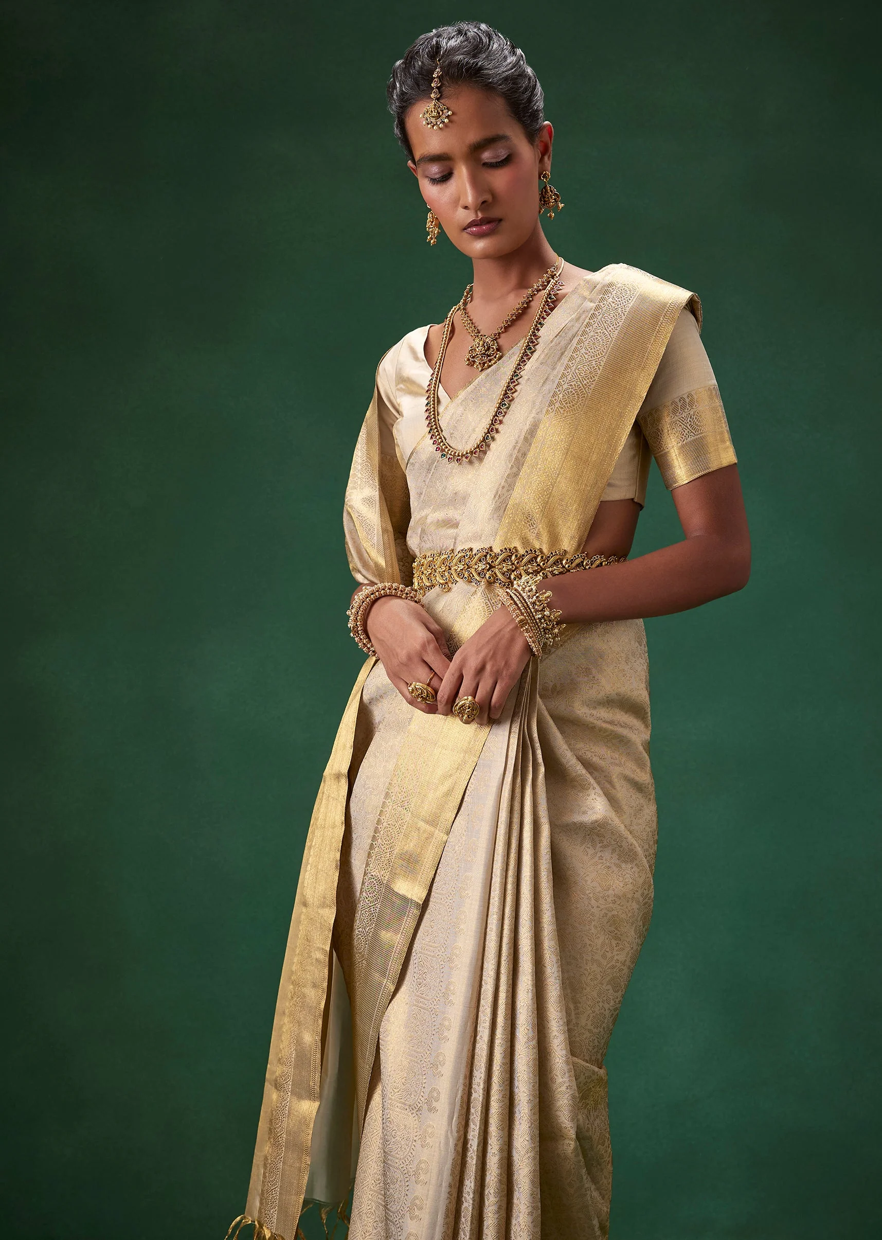 Cream Bridal Kanjivaram Floral Weave Saree with Unstitched Blouse - Image 6