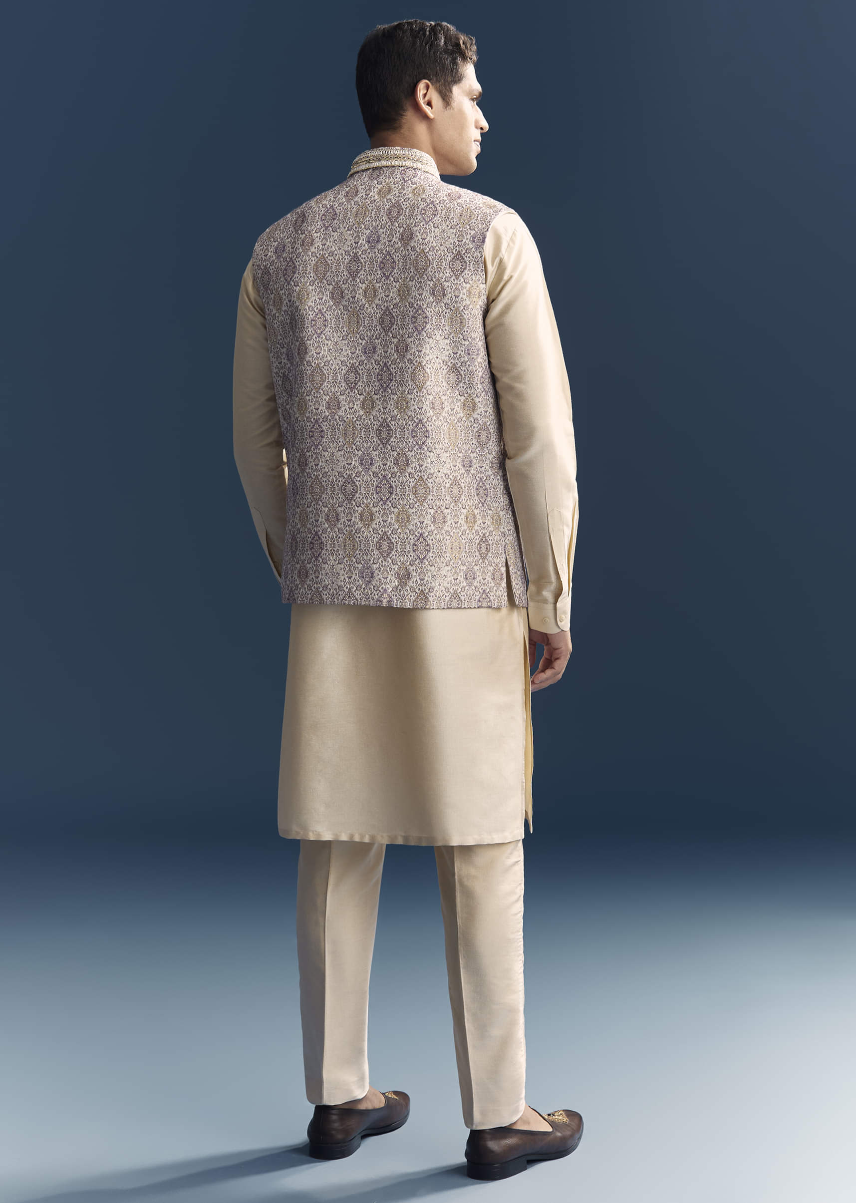 Cream Jacquard Kurta Jacket Set For Men With Printed Jacket - Image 5