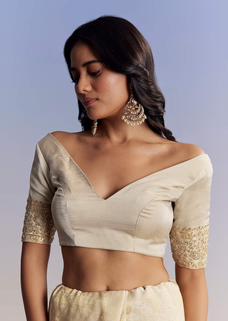 Cream Jacquard Silk Saree With Zari Brocade And Zardosi Embellished Pallu - Image 7