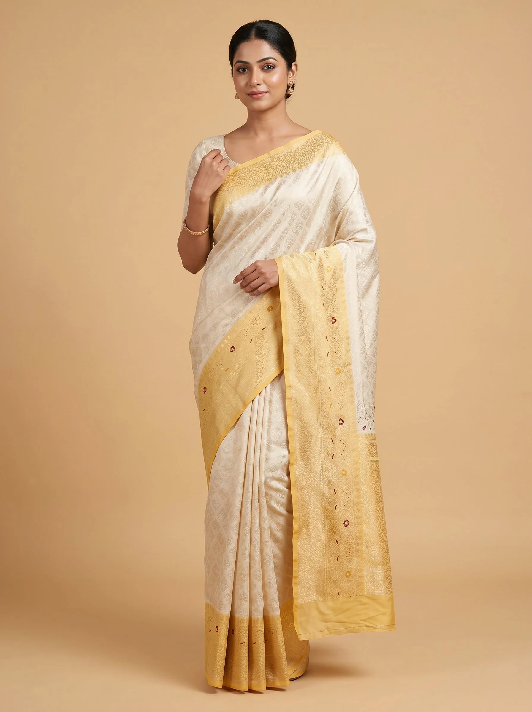 Cream Polished Surface Handloom Saree