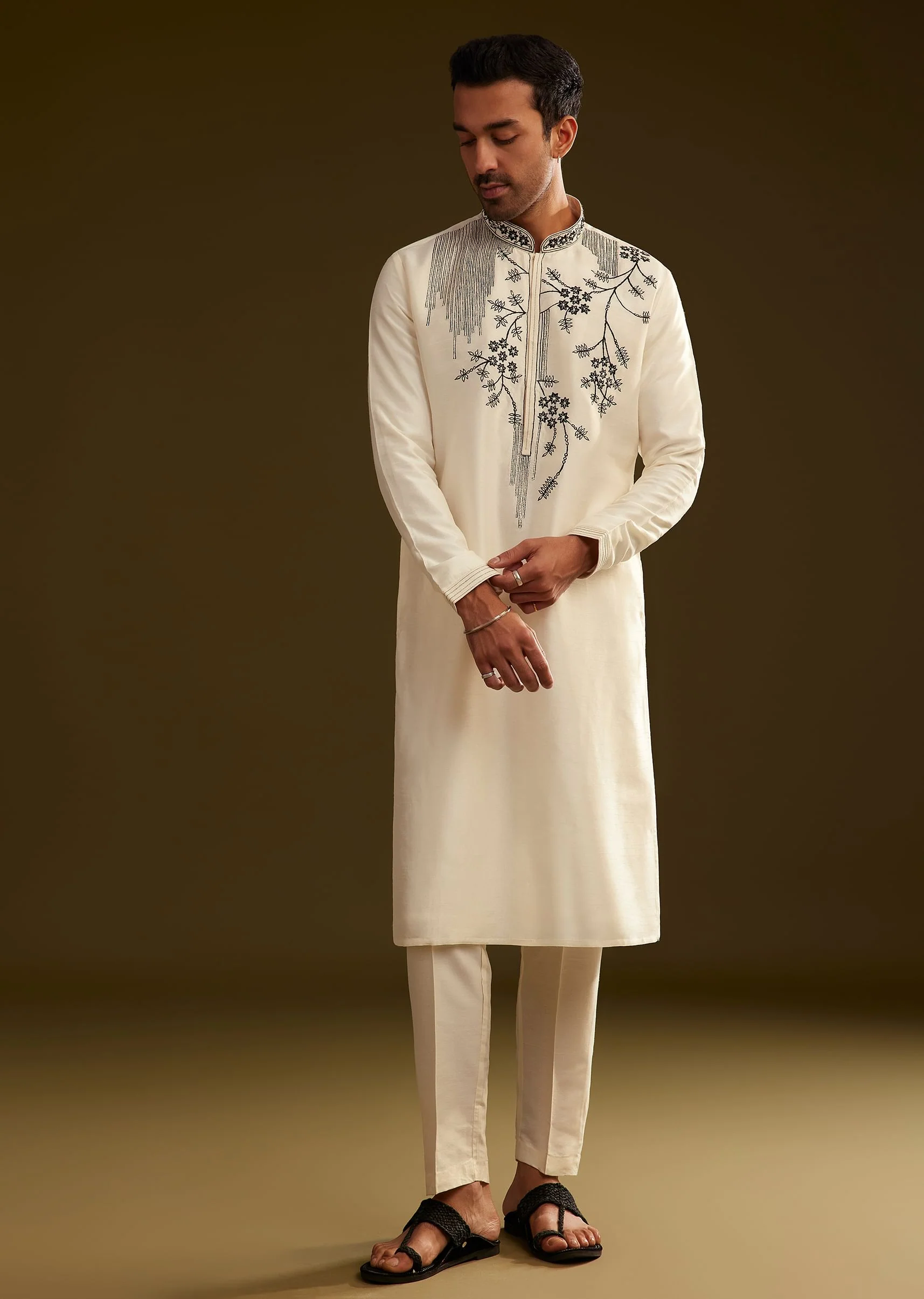 Cream Silk Kurta Set With Monochromatic Floral Embroidery - Image 2