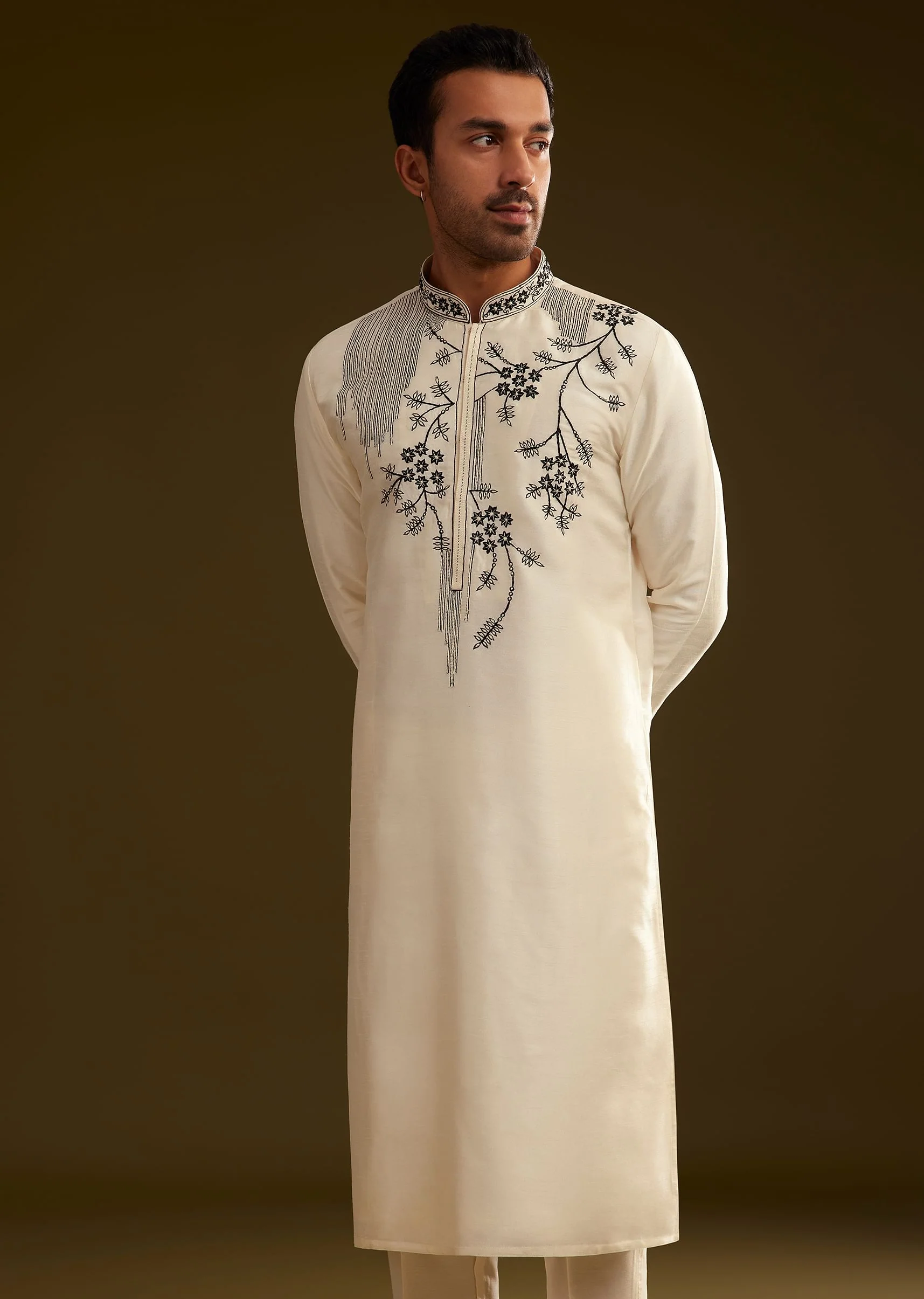 Cream Silk Kurta Set With Monochromatic Floral Embroidery - Image 3
