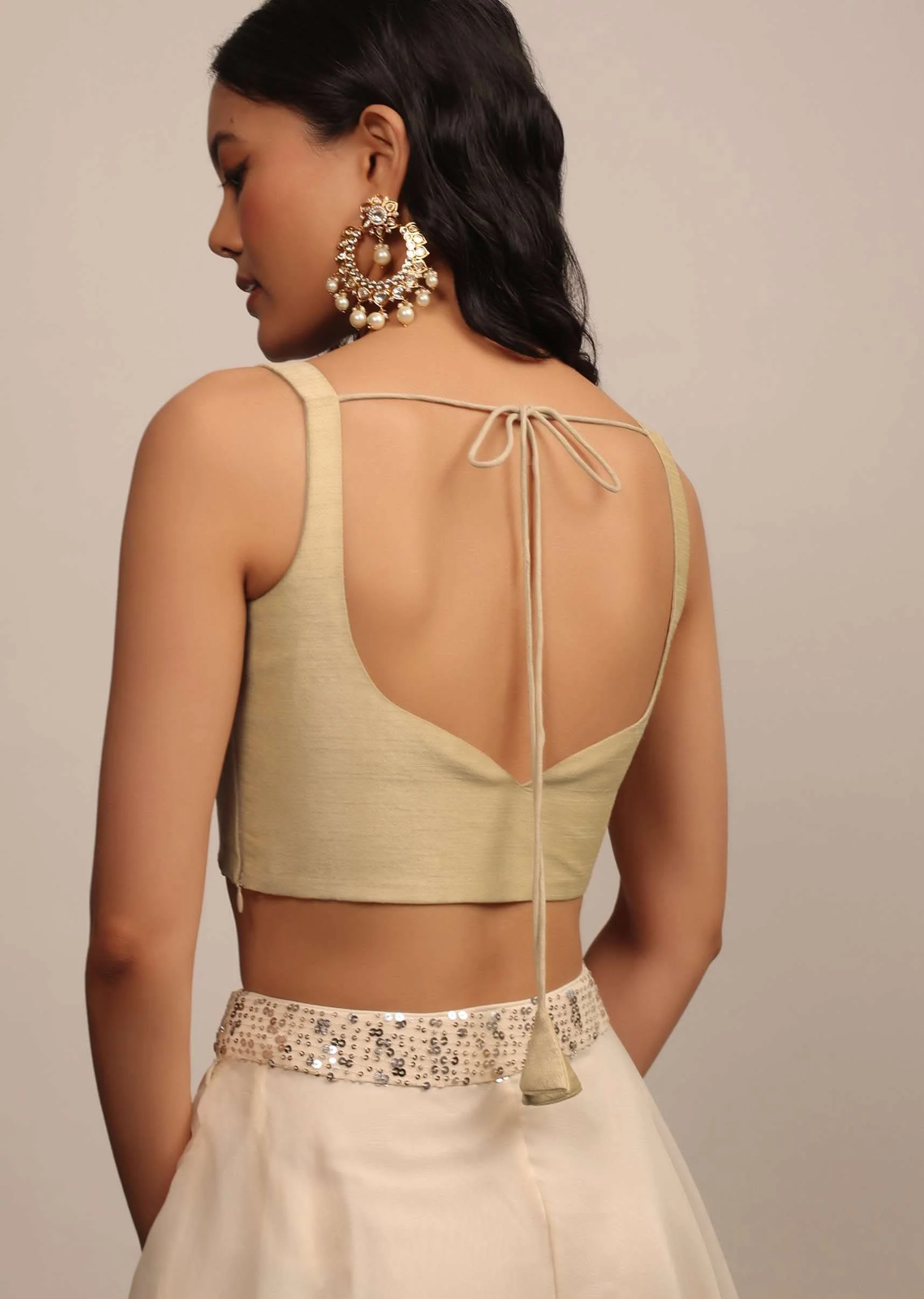 Cream Sleeveless Blouse With Sweetheart Neckline In Raw Silk - Image 2