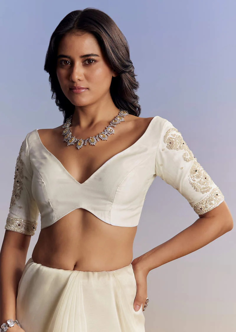 Cream Tissue Saree With Sequins Floral Embroidery - Image 7
