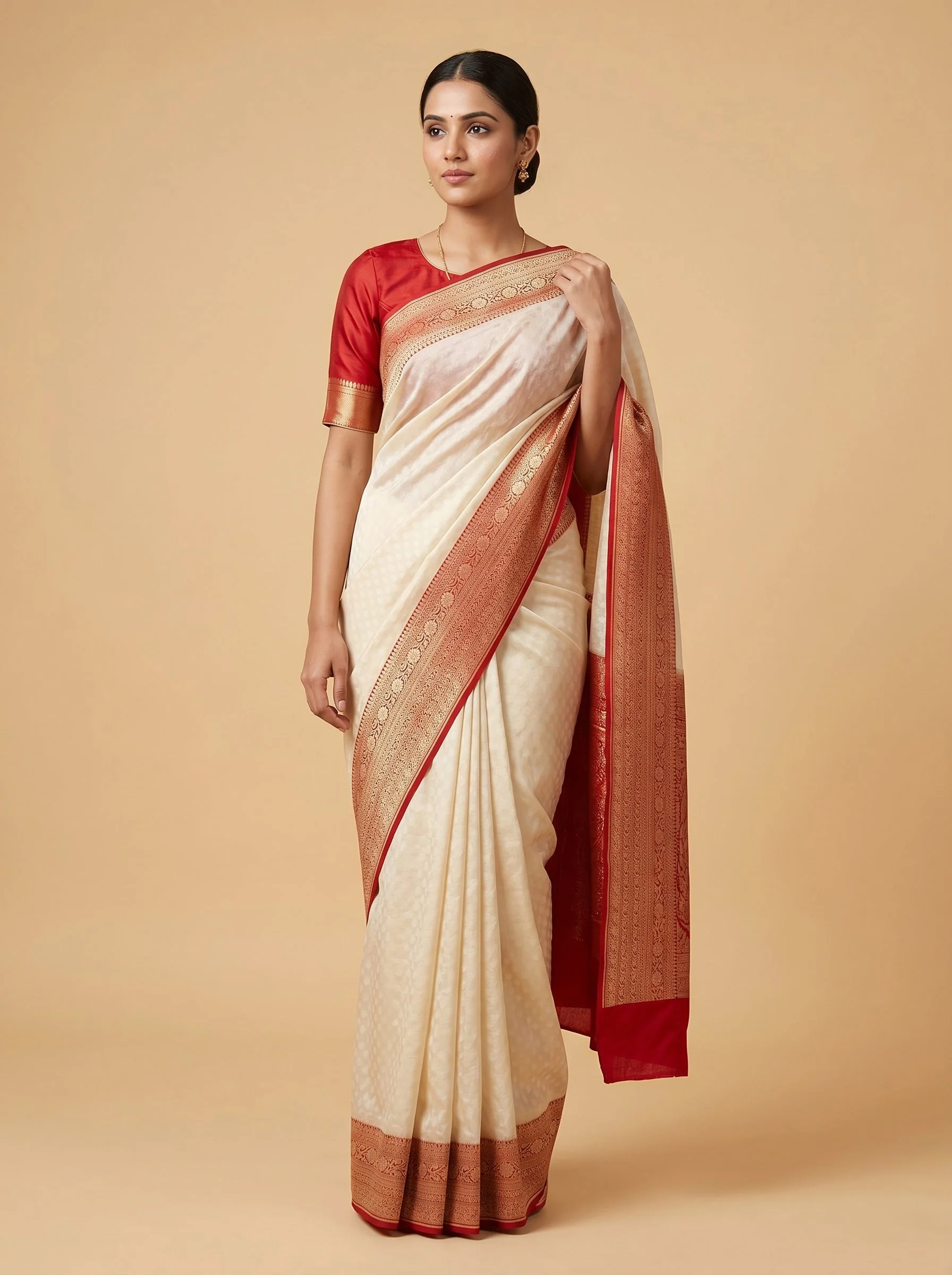 Cream Understated Grace Handloom Saree