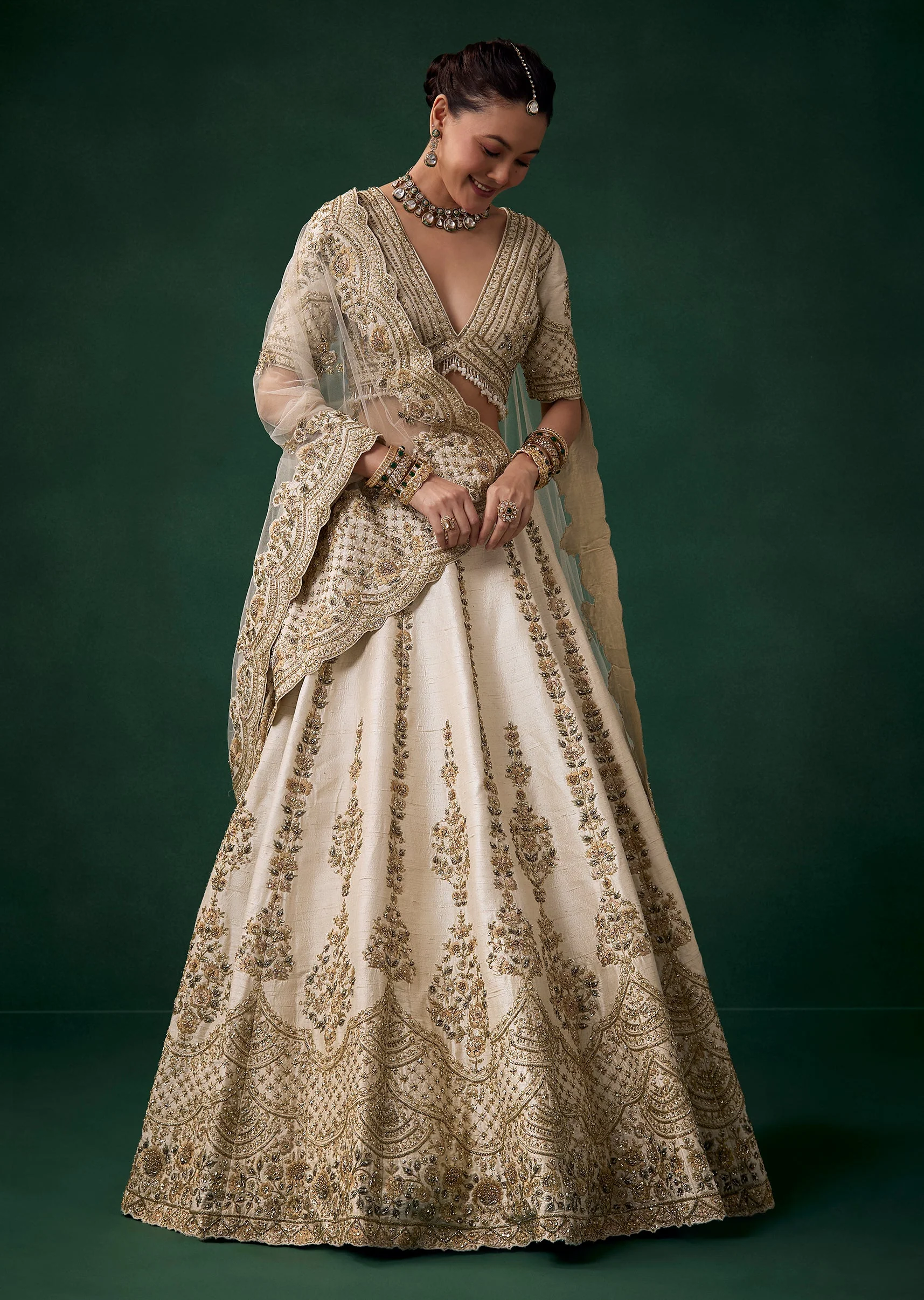 Cream Zari Embroidered Bridal Lehenga Sets - Image 4