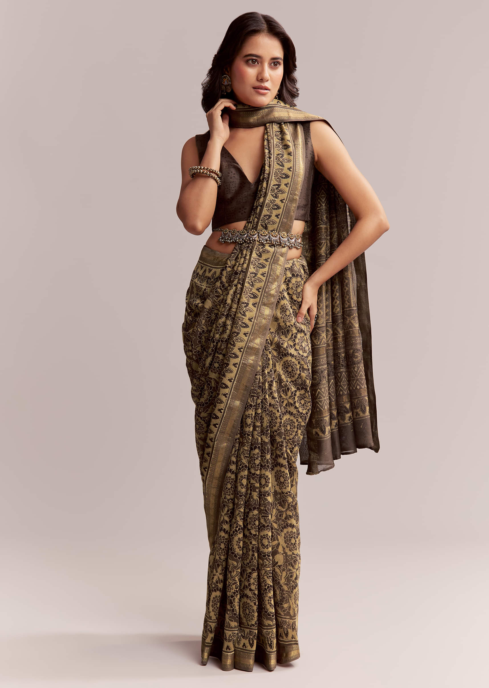 Dark Beige Linen Printed Saree With Authentic Floral Ajrakh Print - Image 3